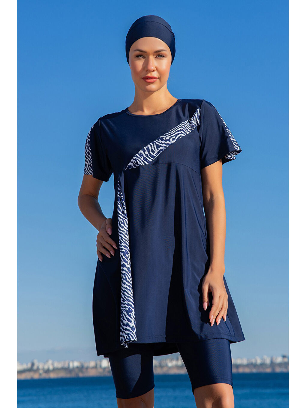 Elastanlı Kısa Kollu Yarı Kapalı Mayo 25222 2 Lacivert