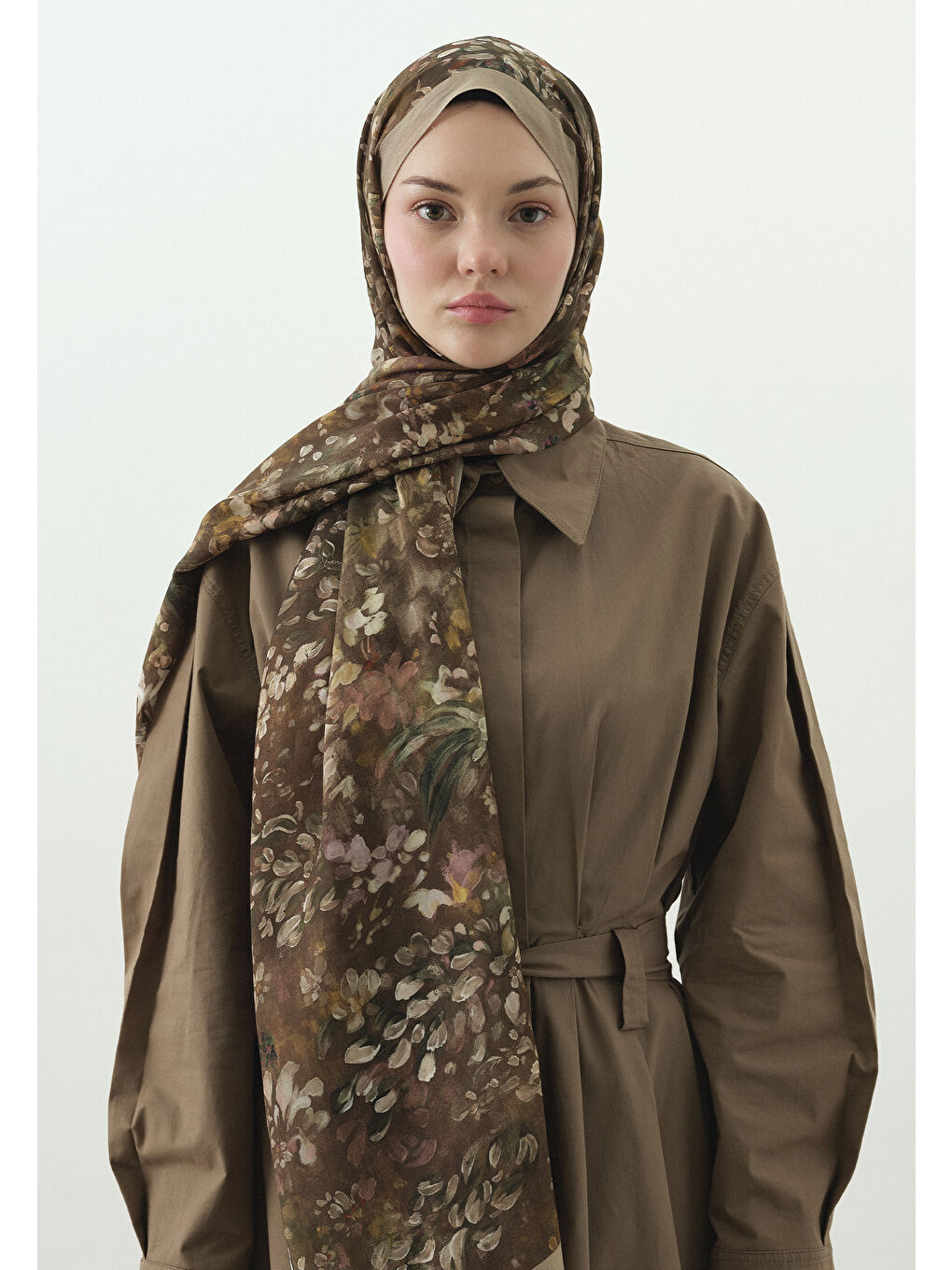 Kahverengi DARK BEAUTY DESENLİ PAMUK VİSKON ŞAL SÜTLÜ KAHVE-1