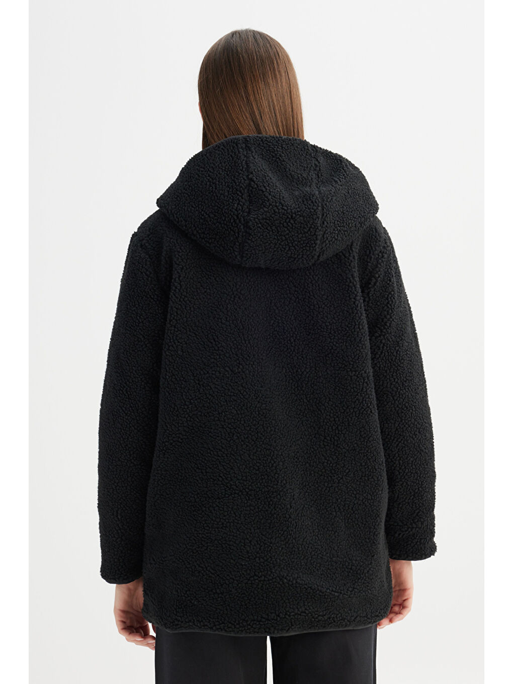 Regular Fit Normal Kesim Kapüşonlu Siyah Kapitoneli Mont-4