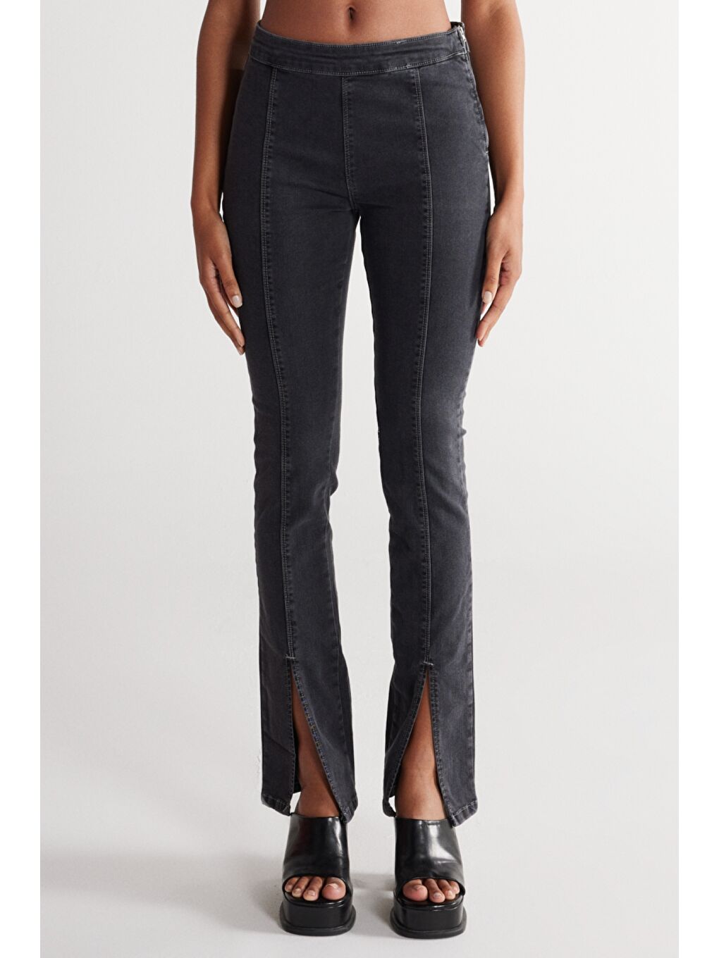 Wide Leg Fit Normal Bel Paça Yırtmaç Detaylı Siyah Esnek Jean Jean Pantolon-1