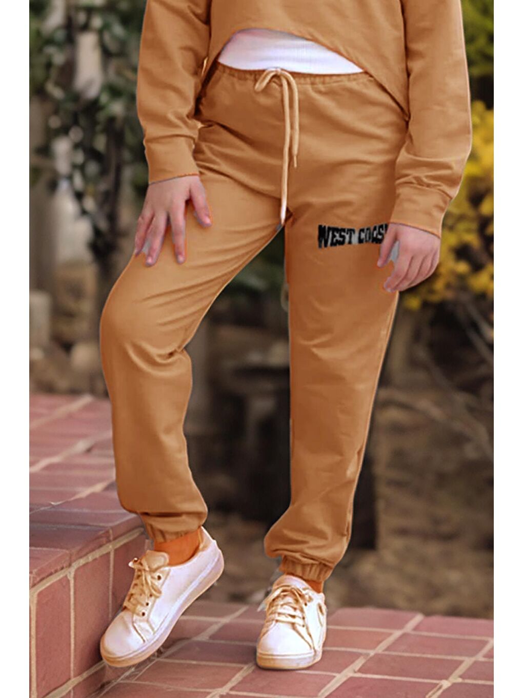 Kız Çocuk Kolsuz Bluz West Coast Baskı Kapüşonlu Crop Kaşkorse 3'lü Kahverengi Eşofman Takım-4