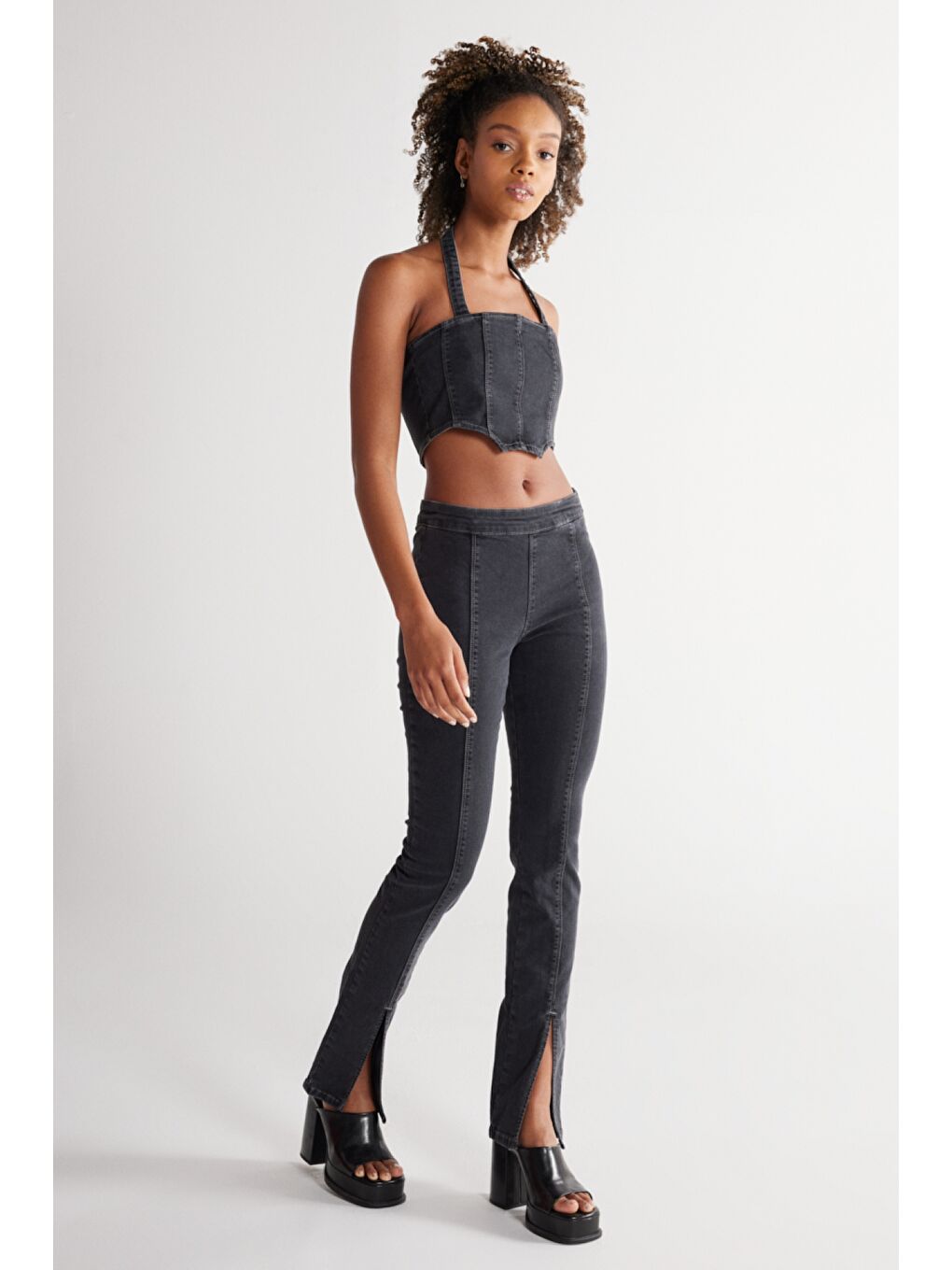 Wide Leg Fit Normal Bel Paça Yırtmaç Detaylı Siyah Esnek Jean Jean Pantolon-3