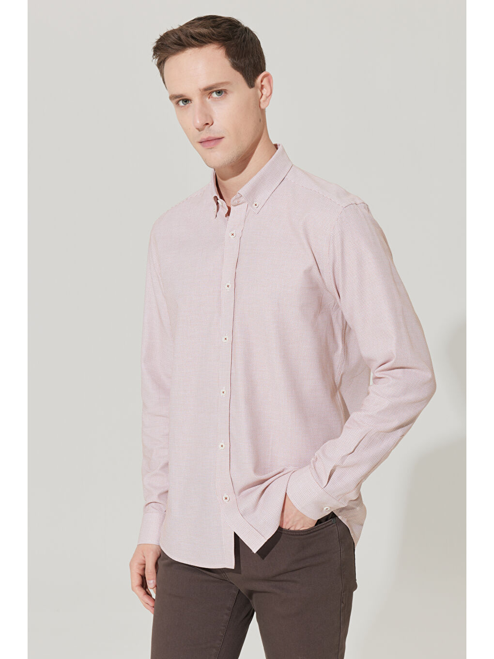 Erkek Beyaz-Kiremit Slim Fit Dar Kesim Düğmeli Yaka Armürlü Gömlek