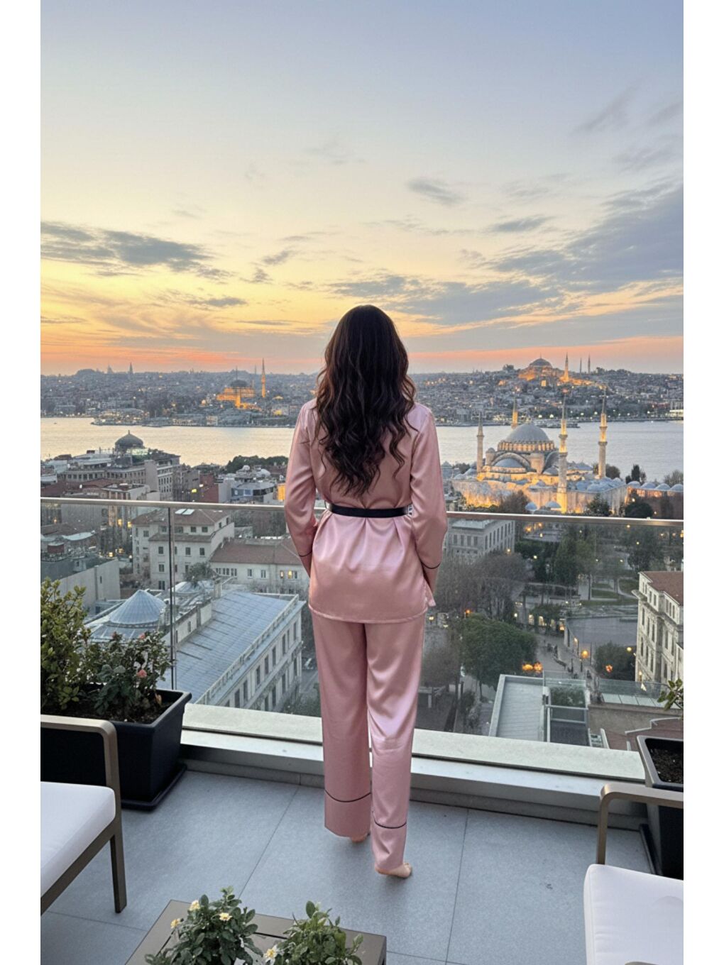 Pembe Rose Gold Soft Glow Şal Yaka Uzun Kol Saten Pijama Takımı-1