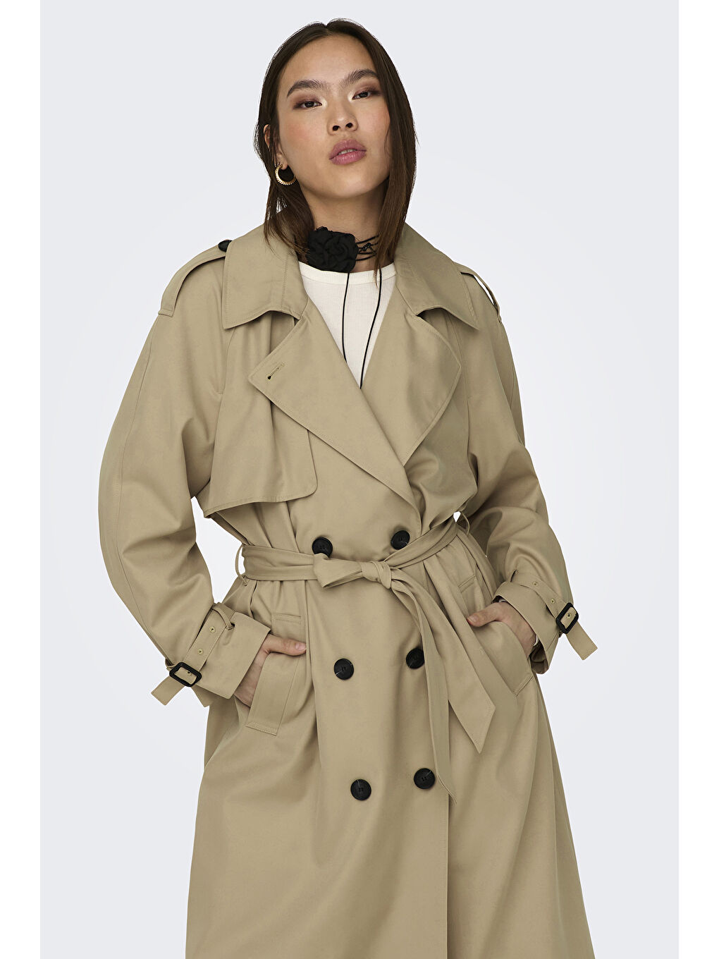 Bej Onlchloe Straight Fit Kruvaze Yaka Midi Boy Kemerli Kadın Trençkot 15242306-2