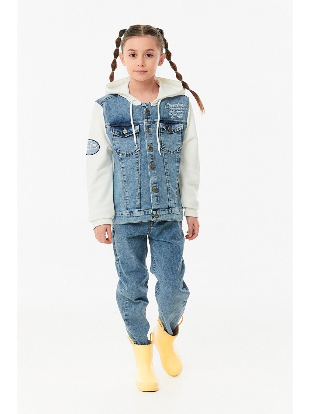 Mavi Nakışlı Kapüşonlu Kız Çocuk Jean Ceket-4