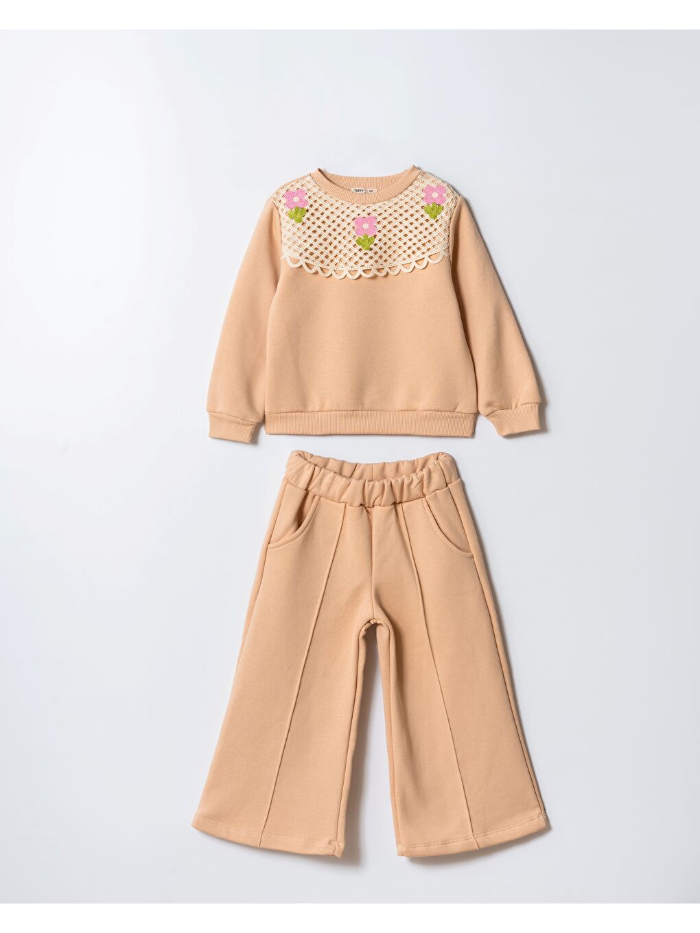 Kahverengi Kız Çocuk 3 İplik Kumaş Dantelli Yaka İspanyol Paça Eşofman Takımı