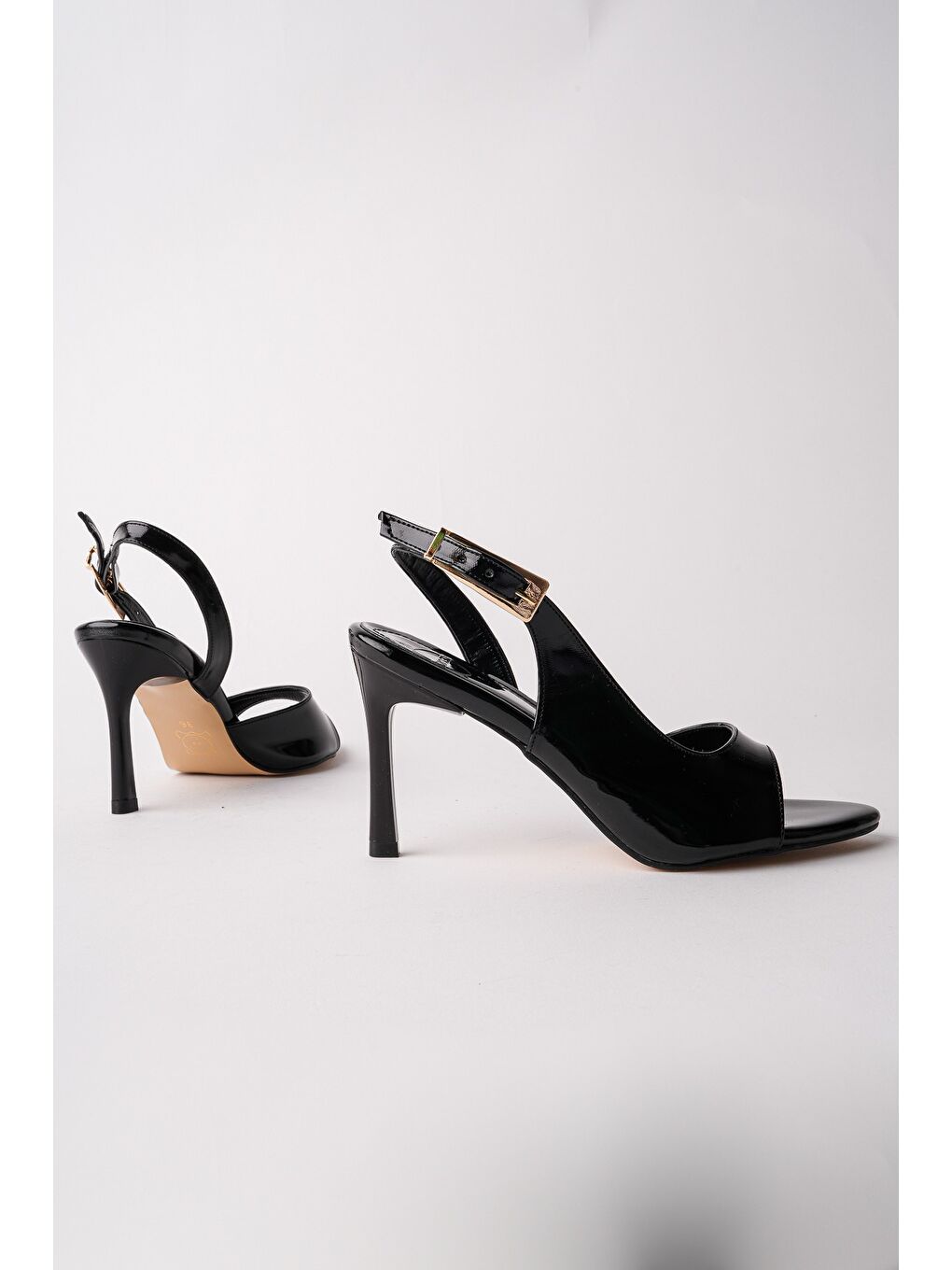 Siyah PURELİNE Rugan Sivri Burun İnce Topuk Arkası Açık Kadın Topuklu Ayakkabı-4