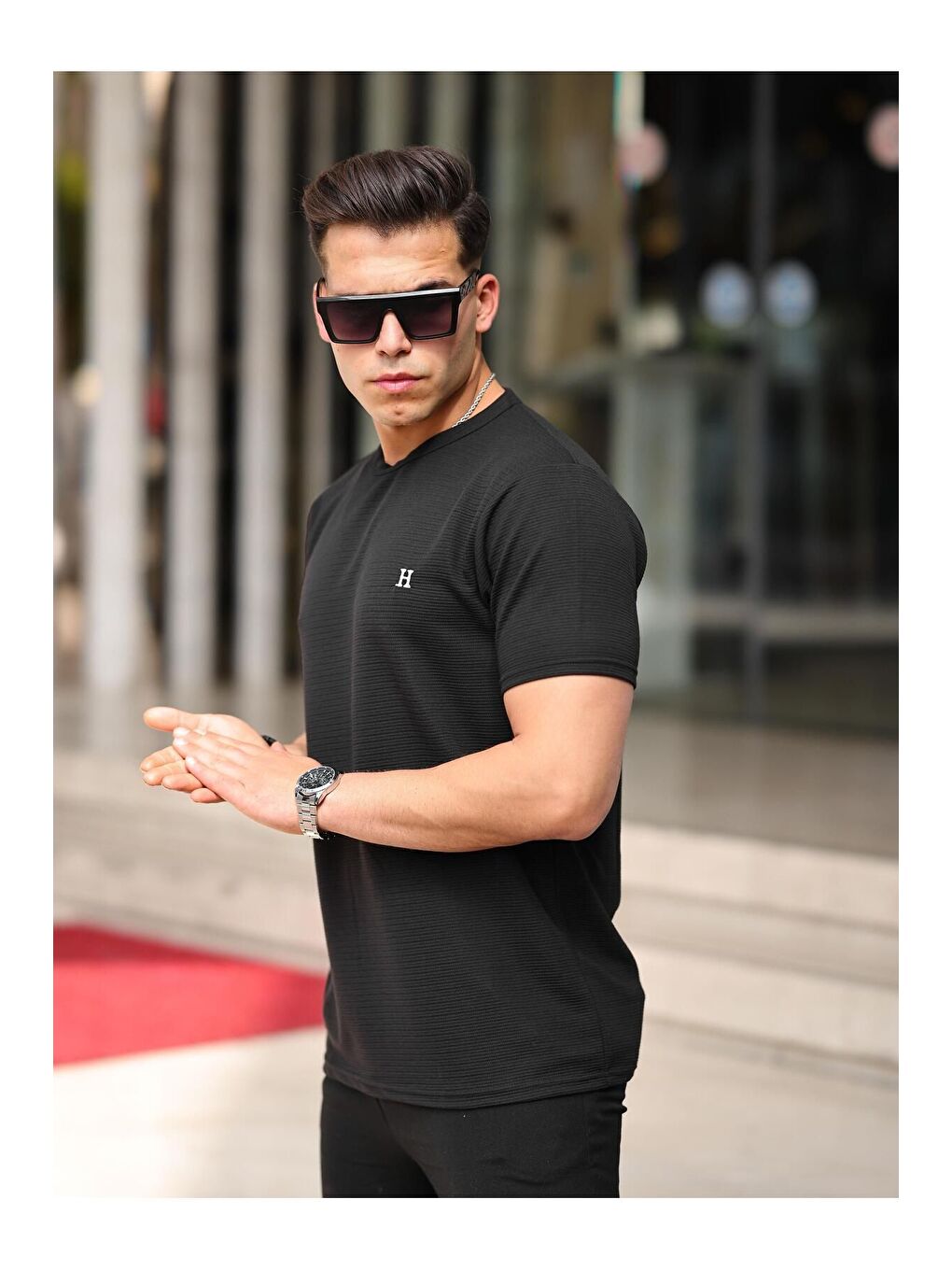 Siyah Erkek Slim Fit Waffle Kumaş Sıfır Yaka Nakışlı T-shirt-2