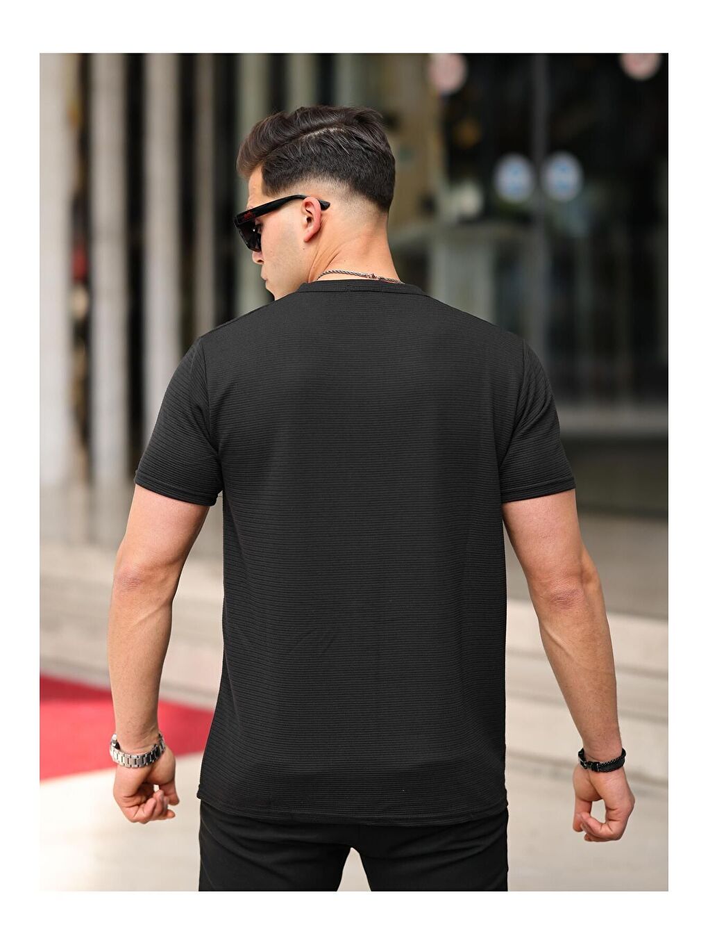 Siyah Erkek Slim Fit Waffle Kumaş Sıfır Yaka Nakışlı T-shirt-3