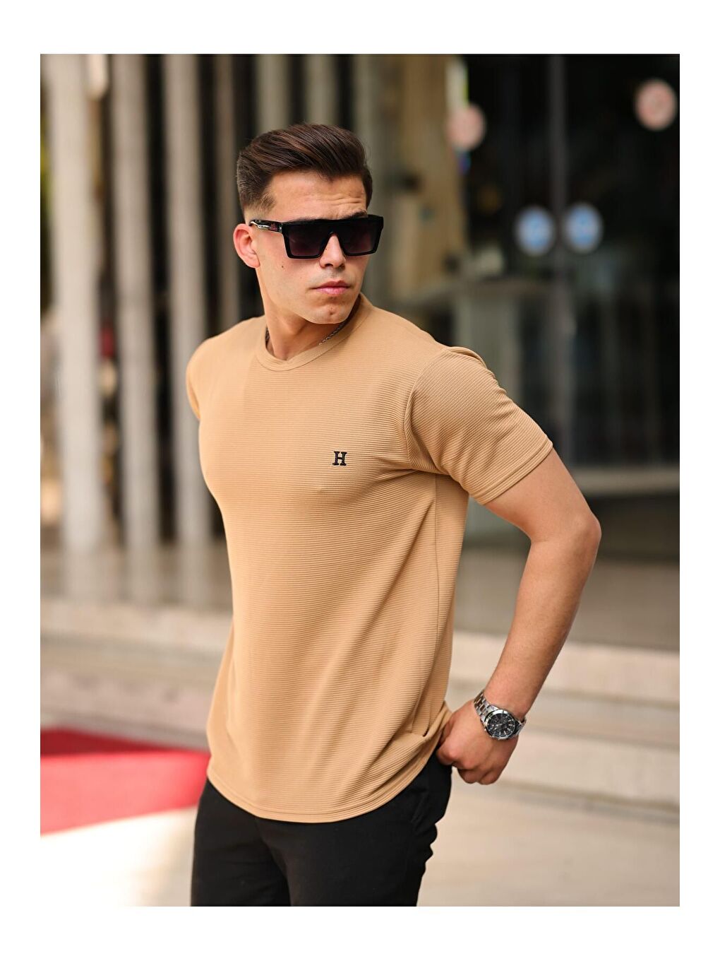 Kahverengi Erkek Slim Fit Waffle Kumaş Sıfır Yaka Nakışlı T-shirt