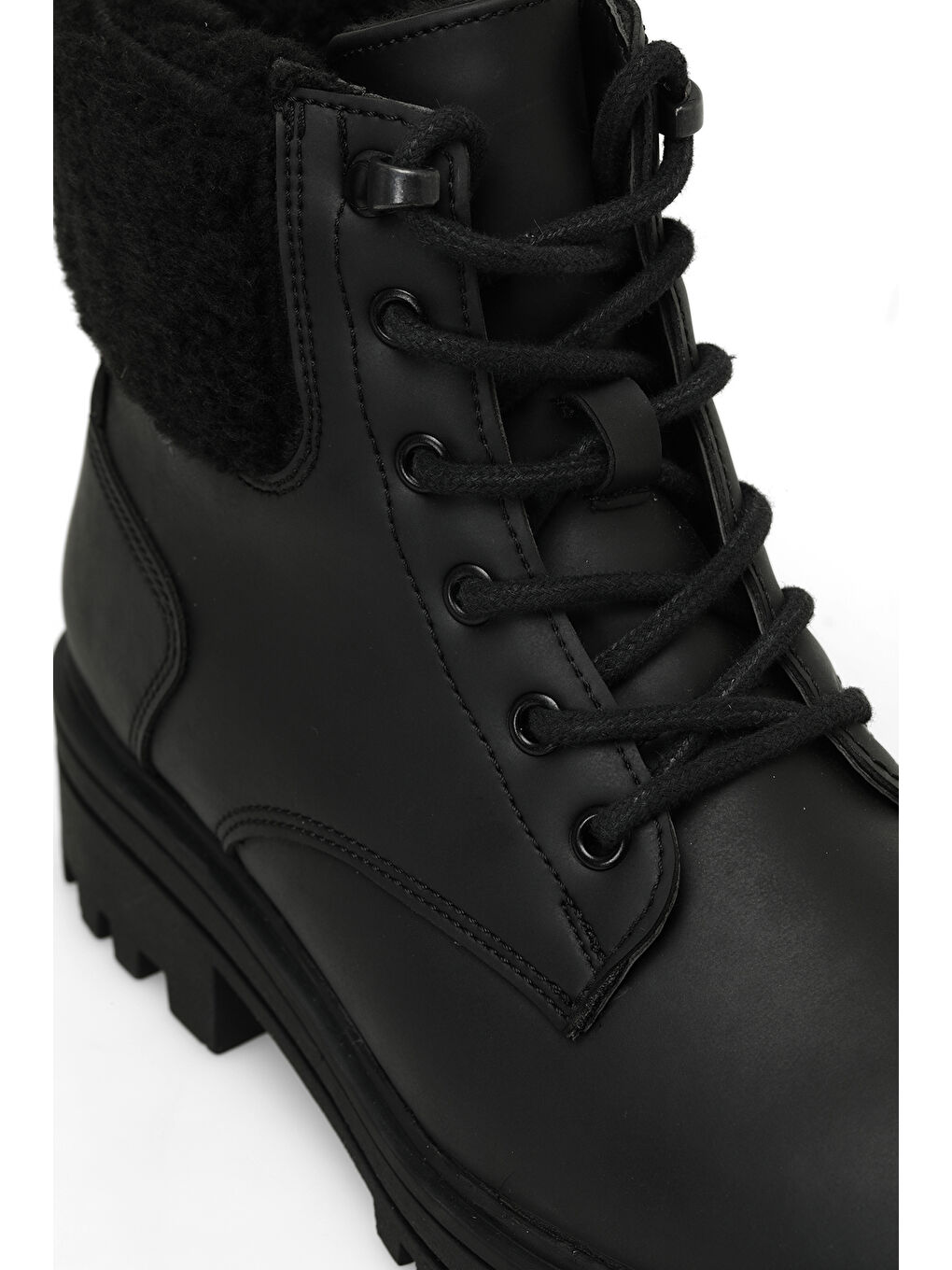 FILIP 3PR Siyah Kadın Worker Bot-6