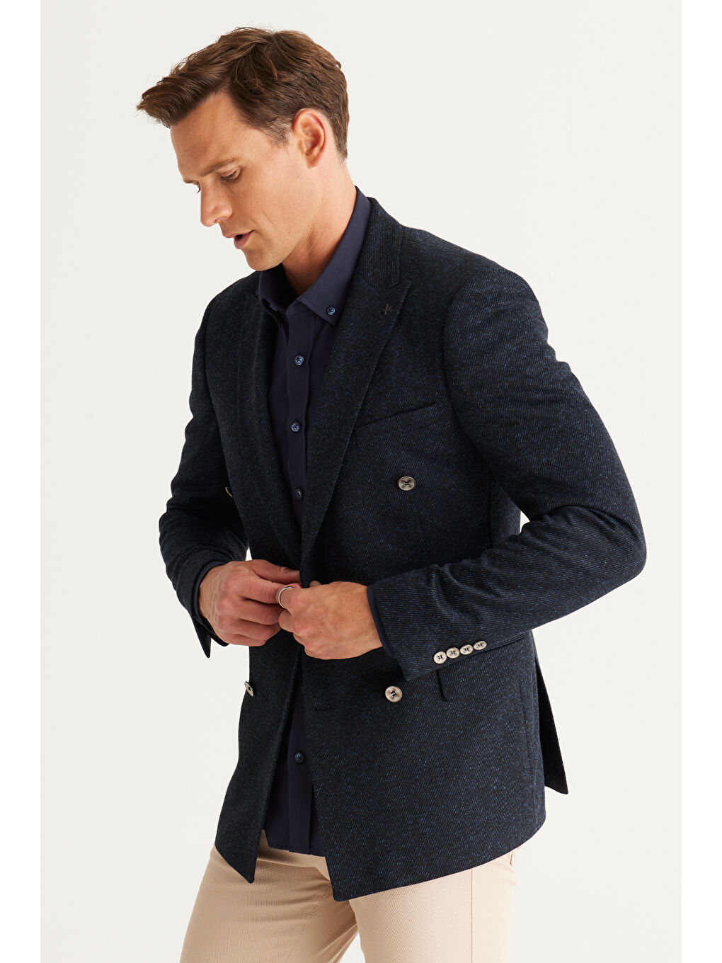 Erkek Lacivert Slim Fit Dar Kesim Kırlangıç Yaka Desenli Ceket-1