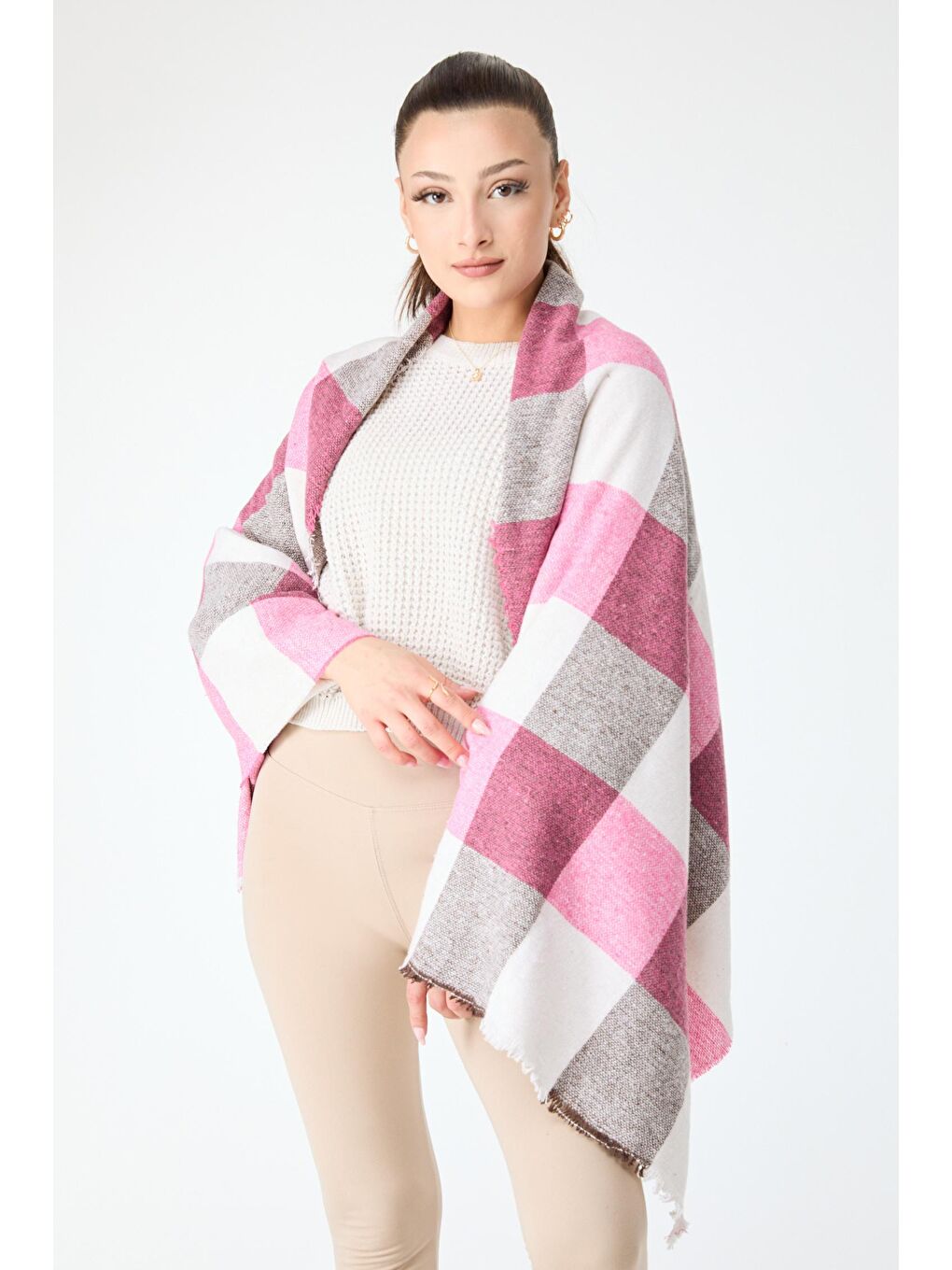 Orta Kadın Beyaz Çift Taraflı Omuz Şalı - 23884