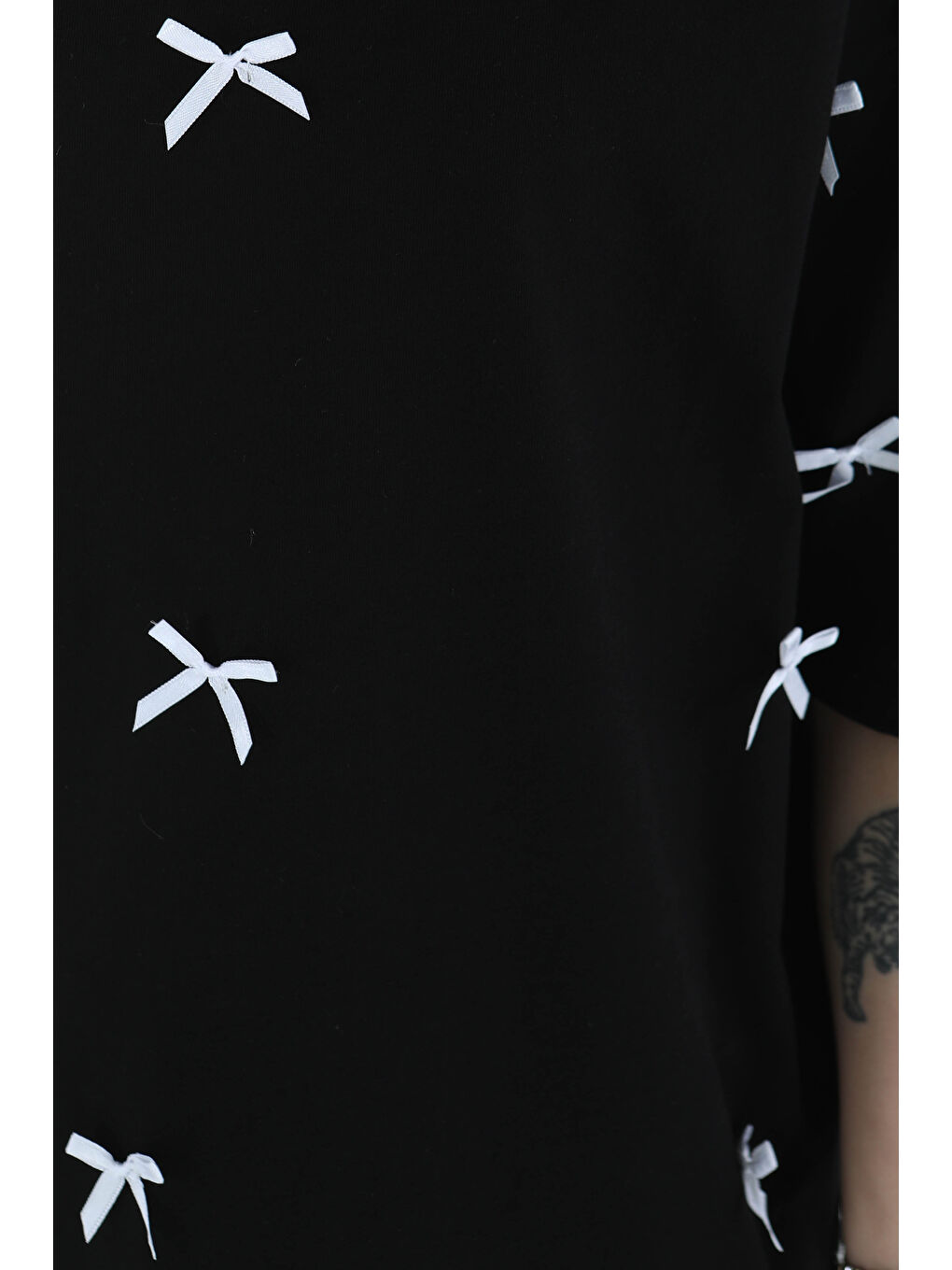 Fiyonklu Kısa Kollu T-Şhirt Siyah - 27127-4