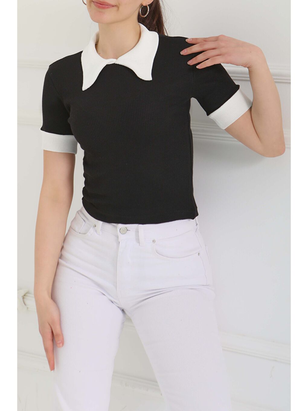 Yaka Garnili Crop Siyah - 27139-3