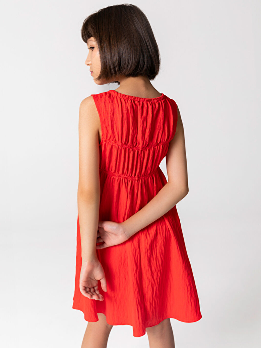 Turuncu Büzgülü Kırmızı Kolsuz Kız Çocuk Elbise-1