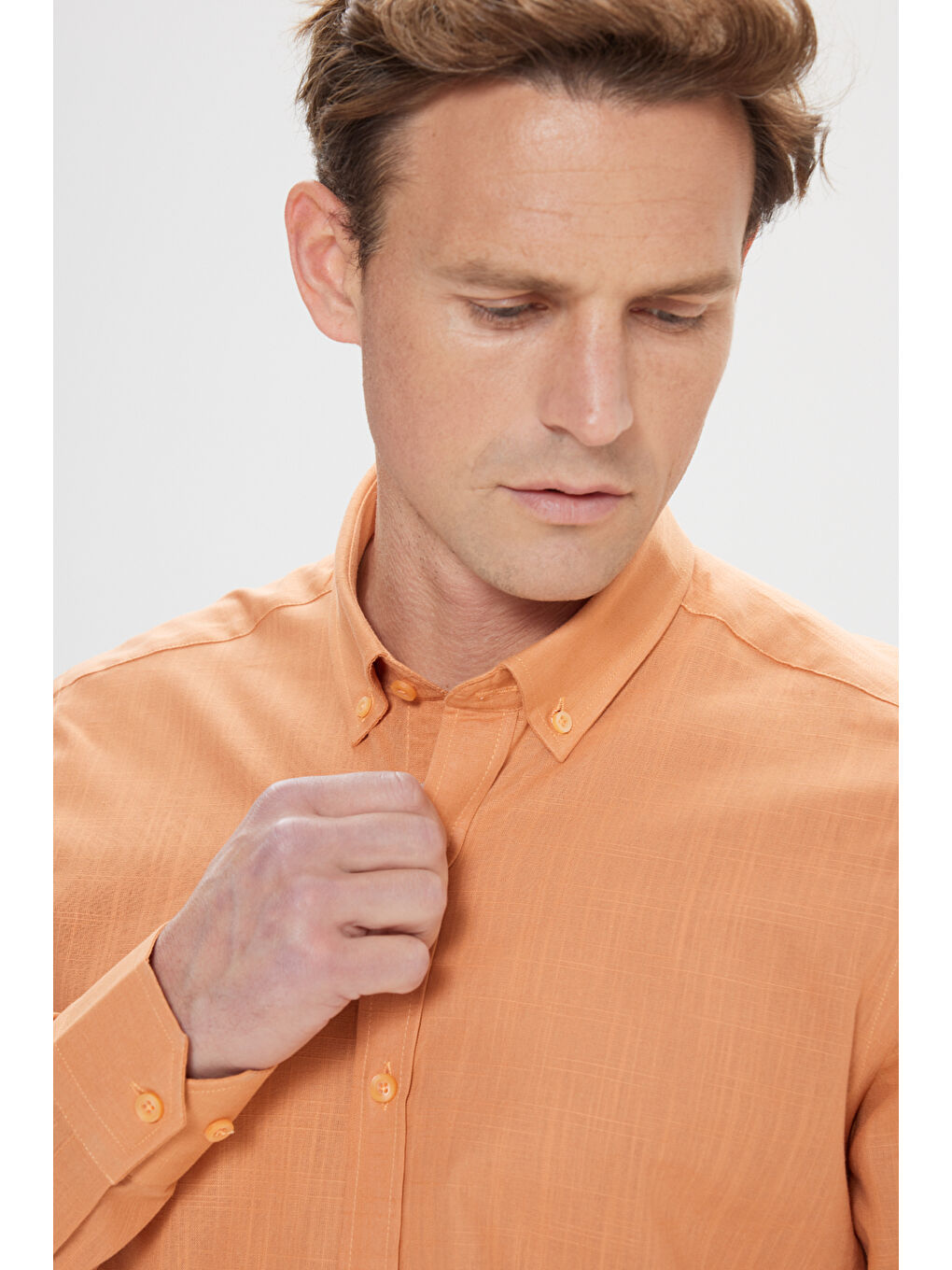 Kahverengi Erkek Kiremit %100 Pamuk Oxford Slim Fit Dar Kesim Düğmeli Yaka Flamlı Gömlek-3