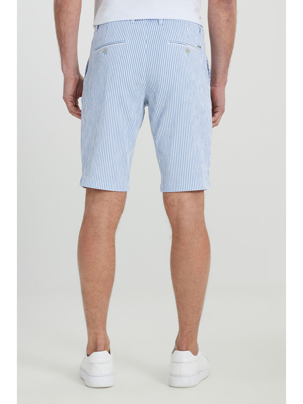 Erkek Beyaz-Mavi Slim Fit Dar Kesim Yan Cepli Gofre Desenli Şort-4