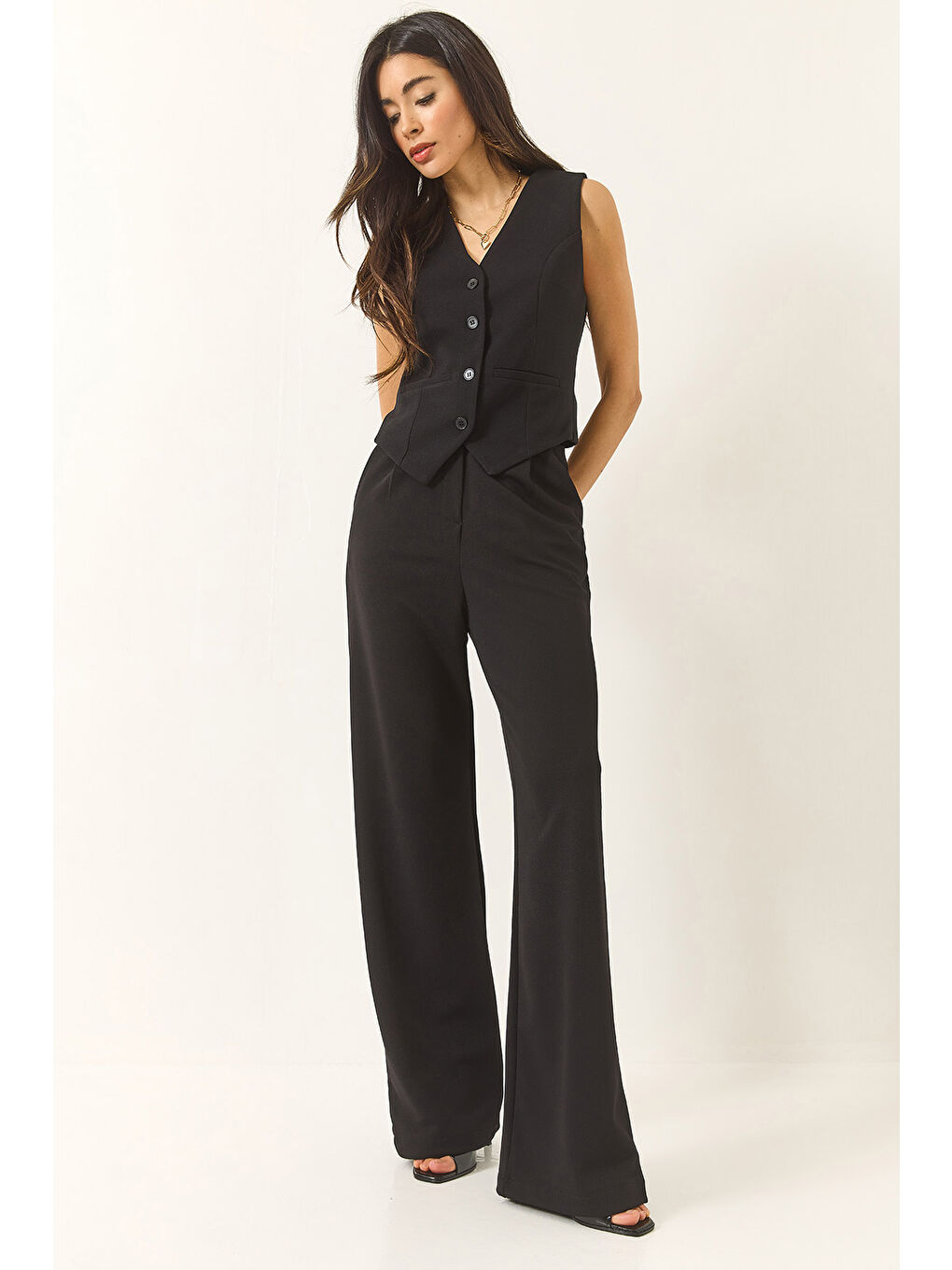 Siyah Kadın Yüksek Bel Rahat Palazzo Pantolonlu Yelekli Örme Alt-Üst Takım