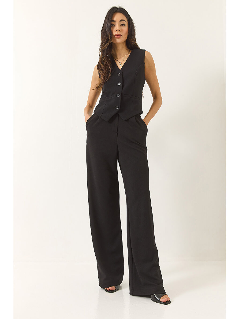 Siyah Kadın Yüksek Bel Rahat Palazzo Pantolonlu Yelekli Örme Alt-Üst Takım-1