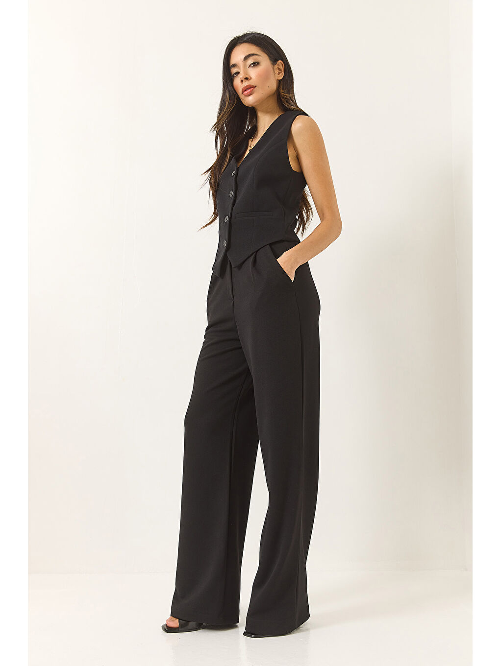 Siyah Kadın Yüksek Bel Rahat Palazzo Pantolonlu Yelekli Örme Alt-Üst Takım-2