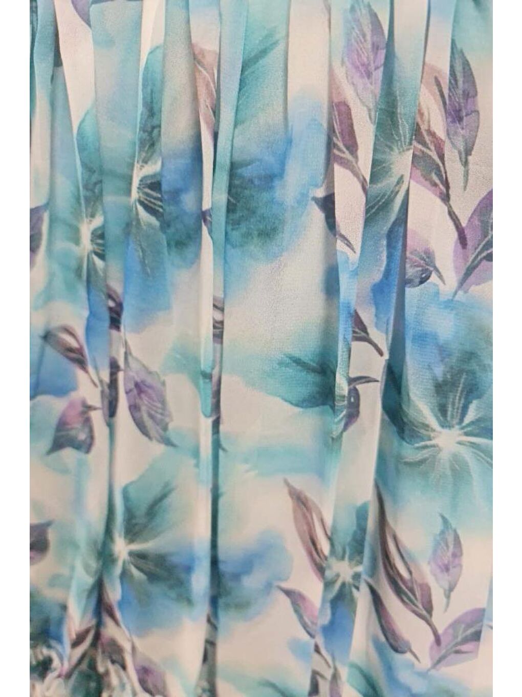 Kız Çocuk Yakası ve Omuzları Fırfır Detaylı Çiçek İşlemeli Pliseli Mavi Elbise-2