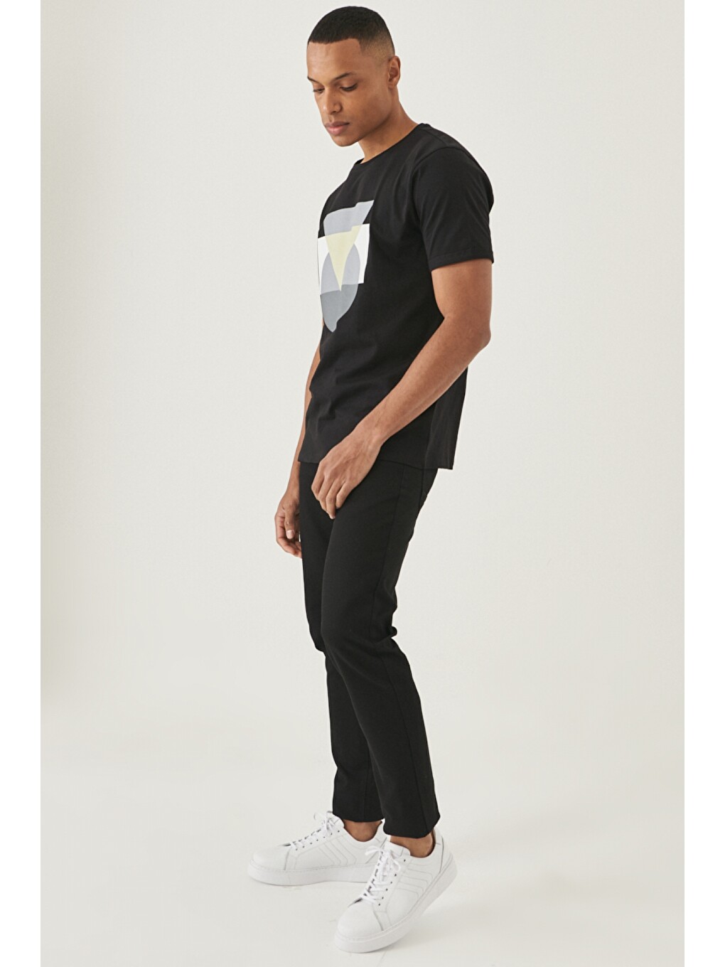 Erkek Siyah Comfort Fit Rahat Kesim Denim Jean Pantolon-2