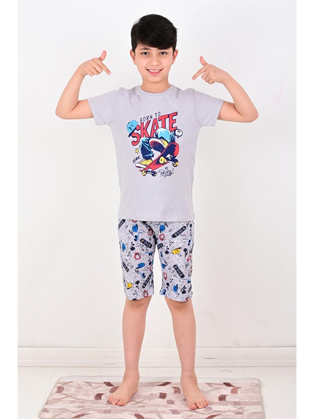 Erkek Çocuk Kapri  Pijama Takımı Born To Skate Gri