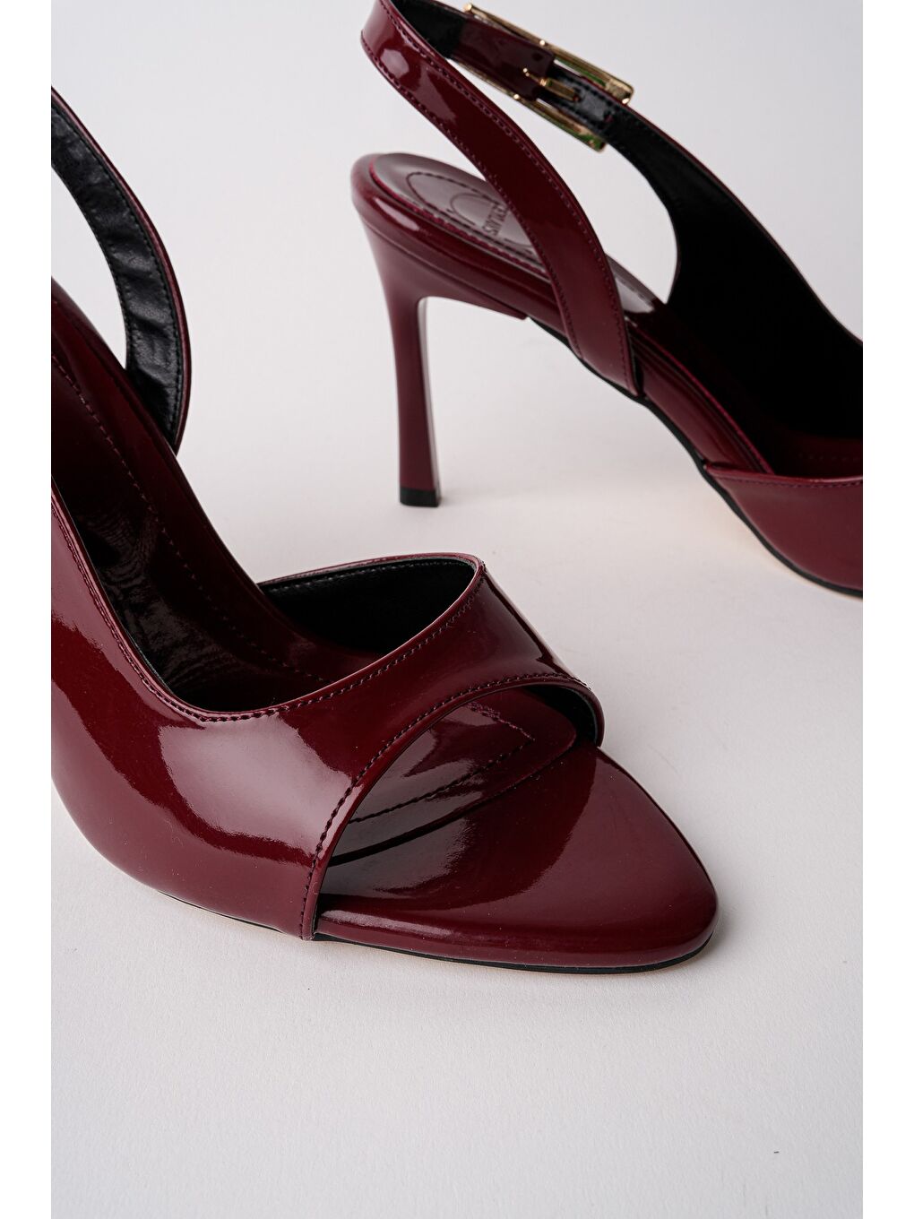 Bordo PURELİNE Rugan Sivri Burun İnce Topuk Arkası Açık Kadın Topuklu Ayakkabı-5
