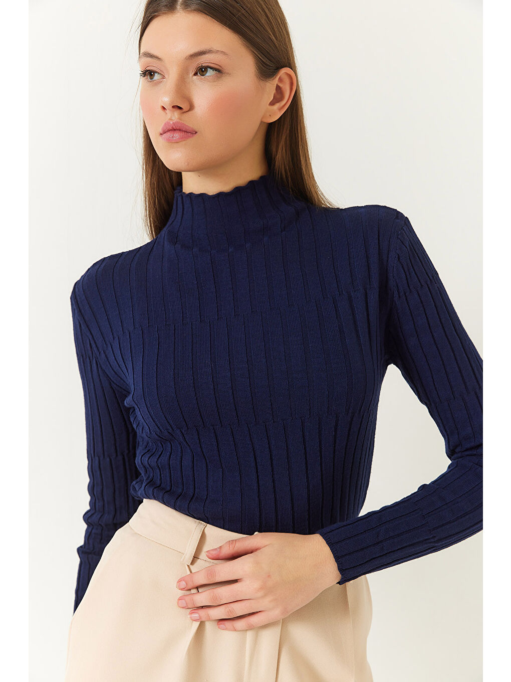 Lacivert Kadın Balıkçı Yaka Parçalı Kazak