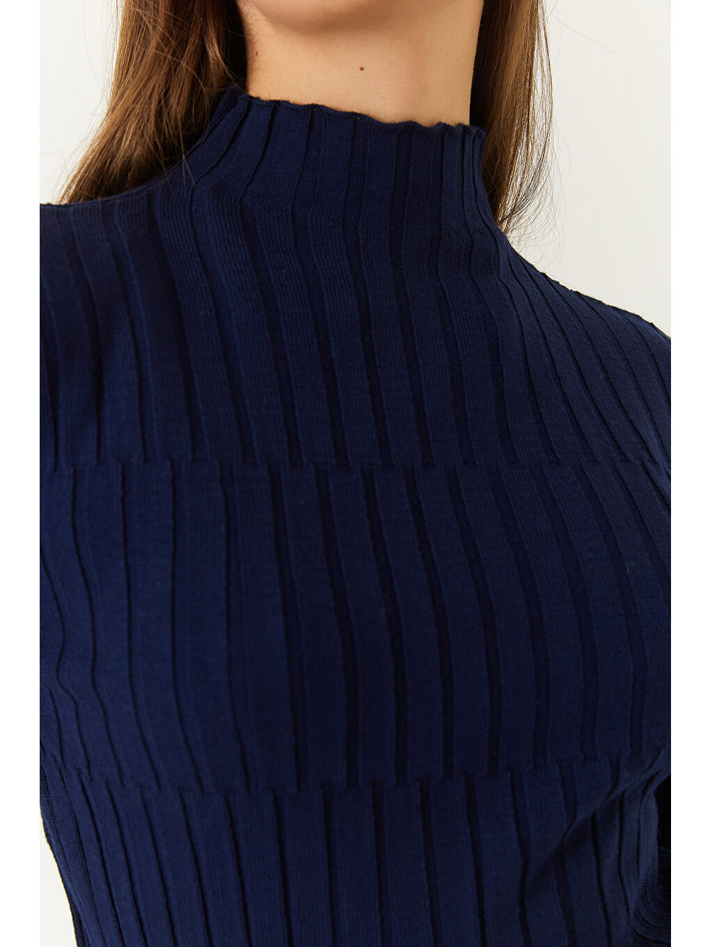 Lacivert Kadın Balıkçı Yaka Parçalı Kazak-4