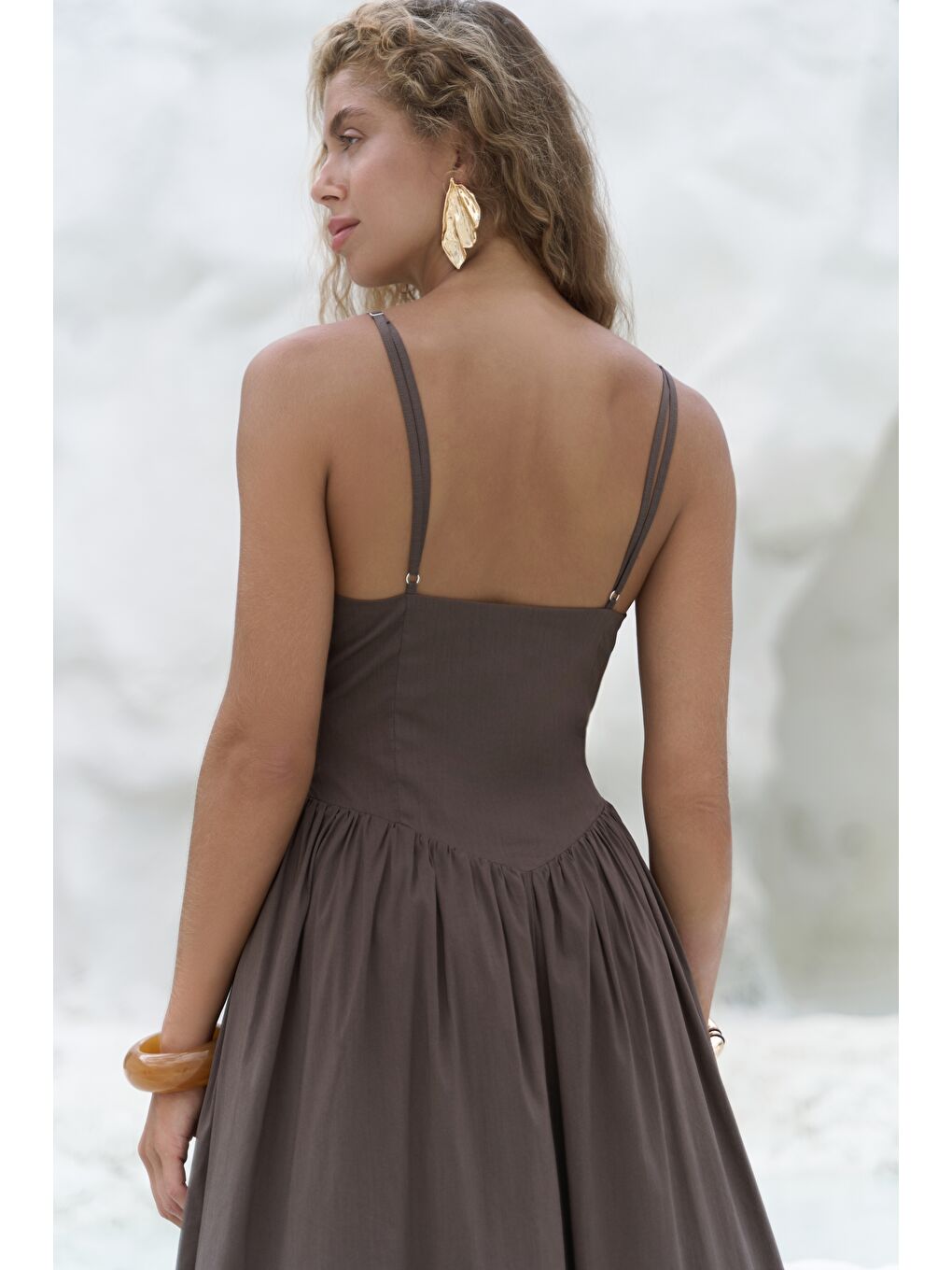 Kahverengi Hajar Askılı Kahve Uzun Elbise-5