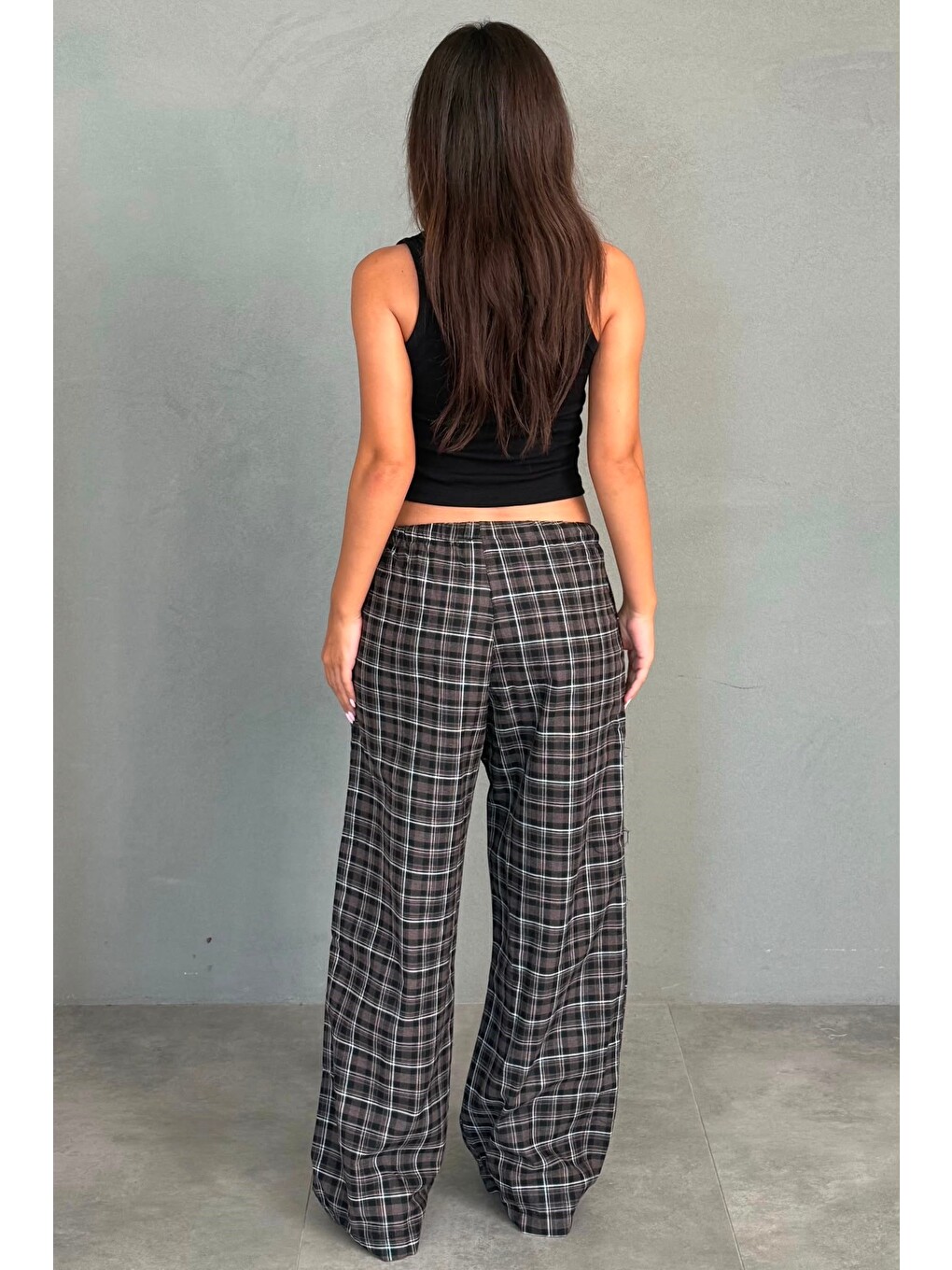 Siyah Lastikli Bel Geniş Paça Ekose Pantolon Mg2658-5