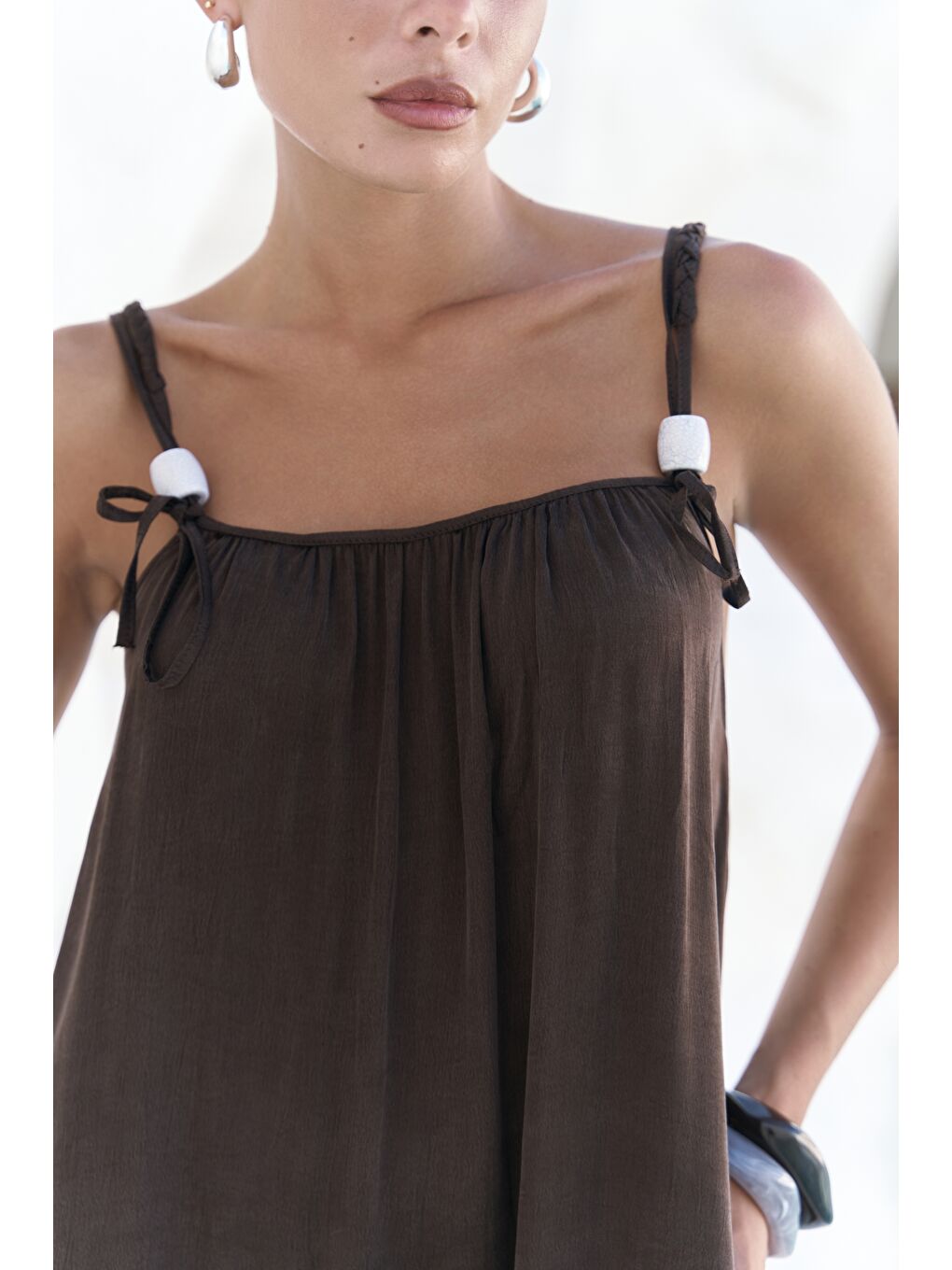 Kahverengi Kasteli Boncuk Detay Kahve Elbise-5