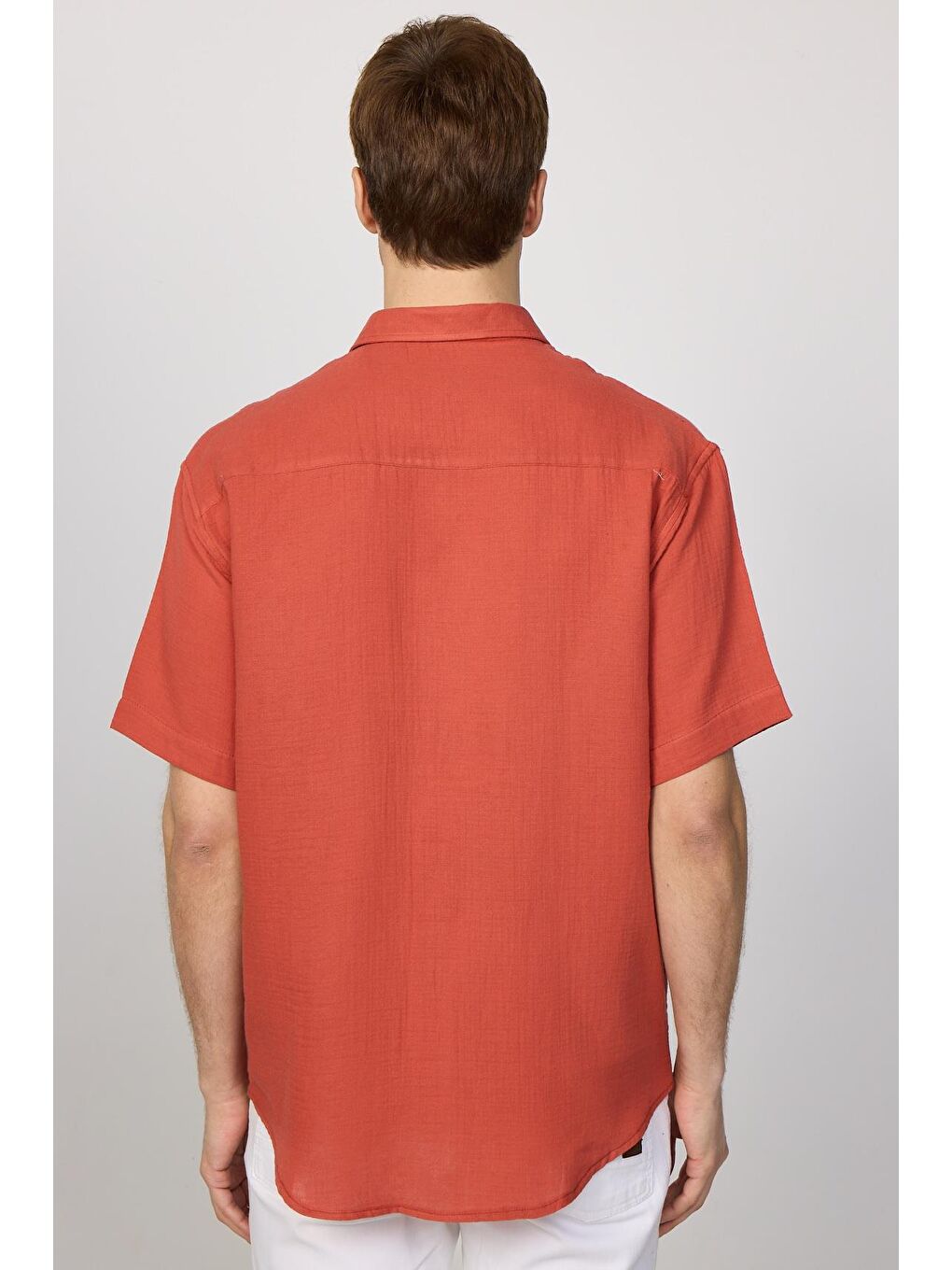 Kahverengi Relax Fit Kısa Kollu Rahat Kesim Müslin Kumaş %100 Pamuk Tek Cep Yazlık Düz Kiremit Erkek Gömlek-4