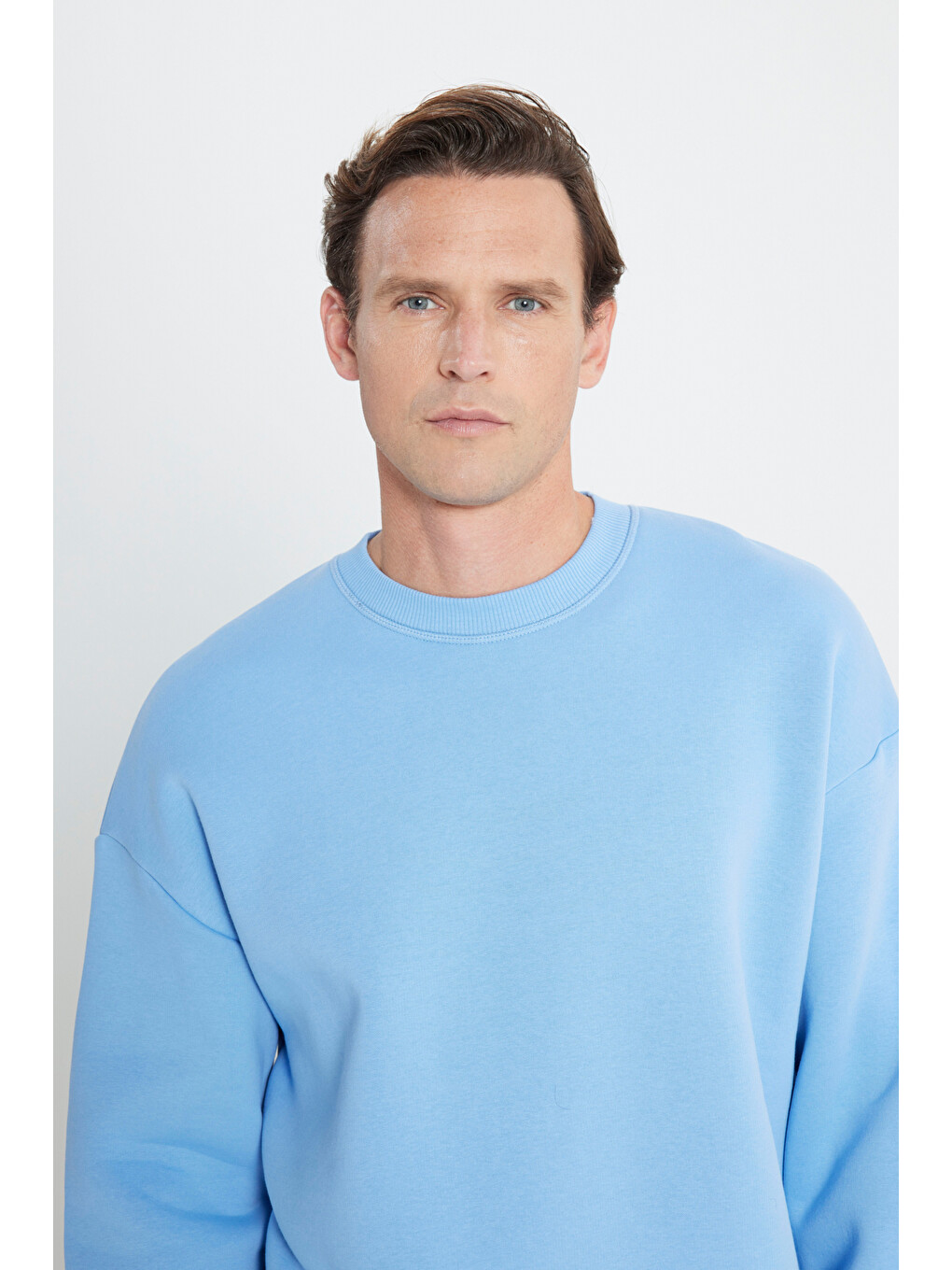 Erkek Açık Mavi Oversize Fit Bol Kesim Pamuklu İçi Polarlı Bisiklet Yaka Sweatshirt-3