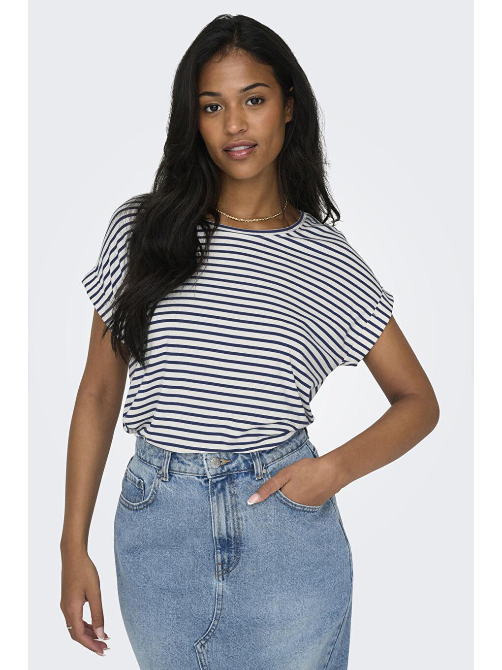 Ekru Onlmoster Streç Çizgili Regular Fit Bisiklet Yaka Kadın T Shirt 15206243-1
