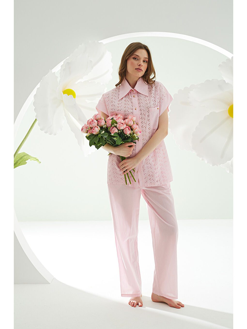 Pembe Hole Önden Düğmeli Pijama Takımı