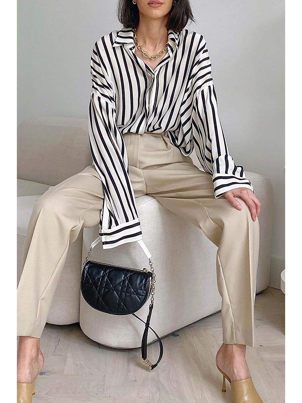 Beyaz Çizgili Gömlek Mg1383-6