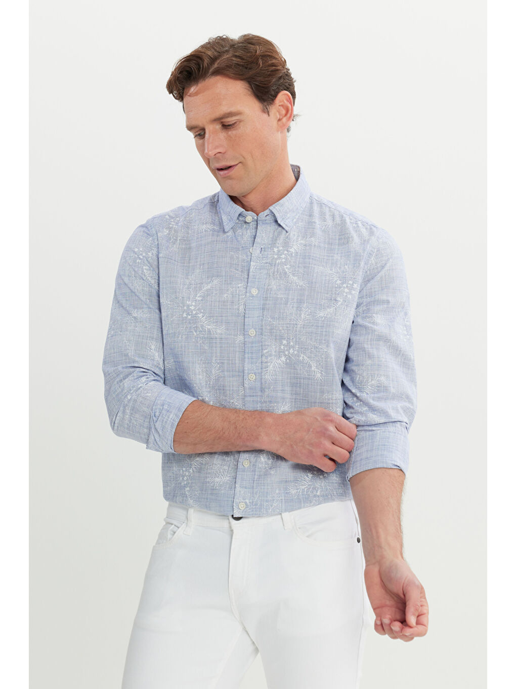 Erkek Lacivert Slim Fit Dar Kesim Gizli Düğme Yaka %100 Pamuk Baskılı Gömlek-2