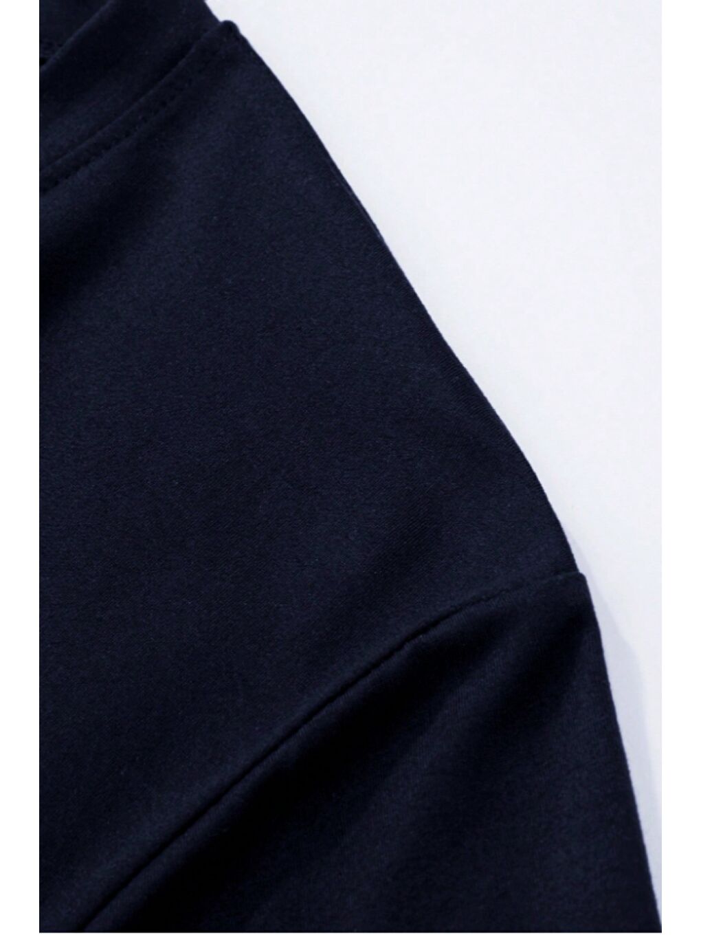 Siyah Erkek %100 Pamuk V Yaka Slim Fit Dar Kesim Tişört-2