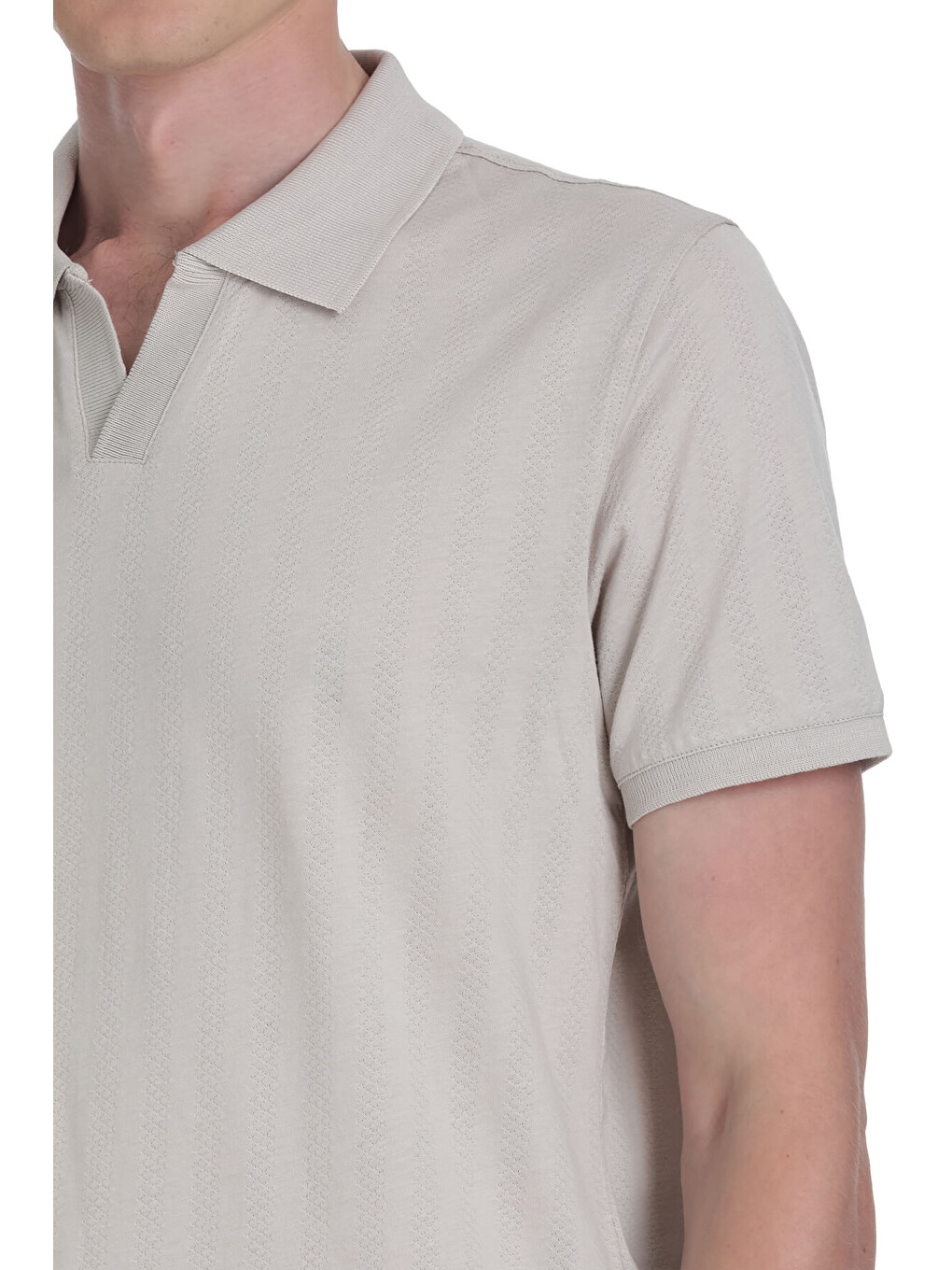 Ekru Regular Fit Apaş Yaka Pamuklu Tişört-3