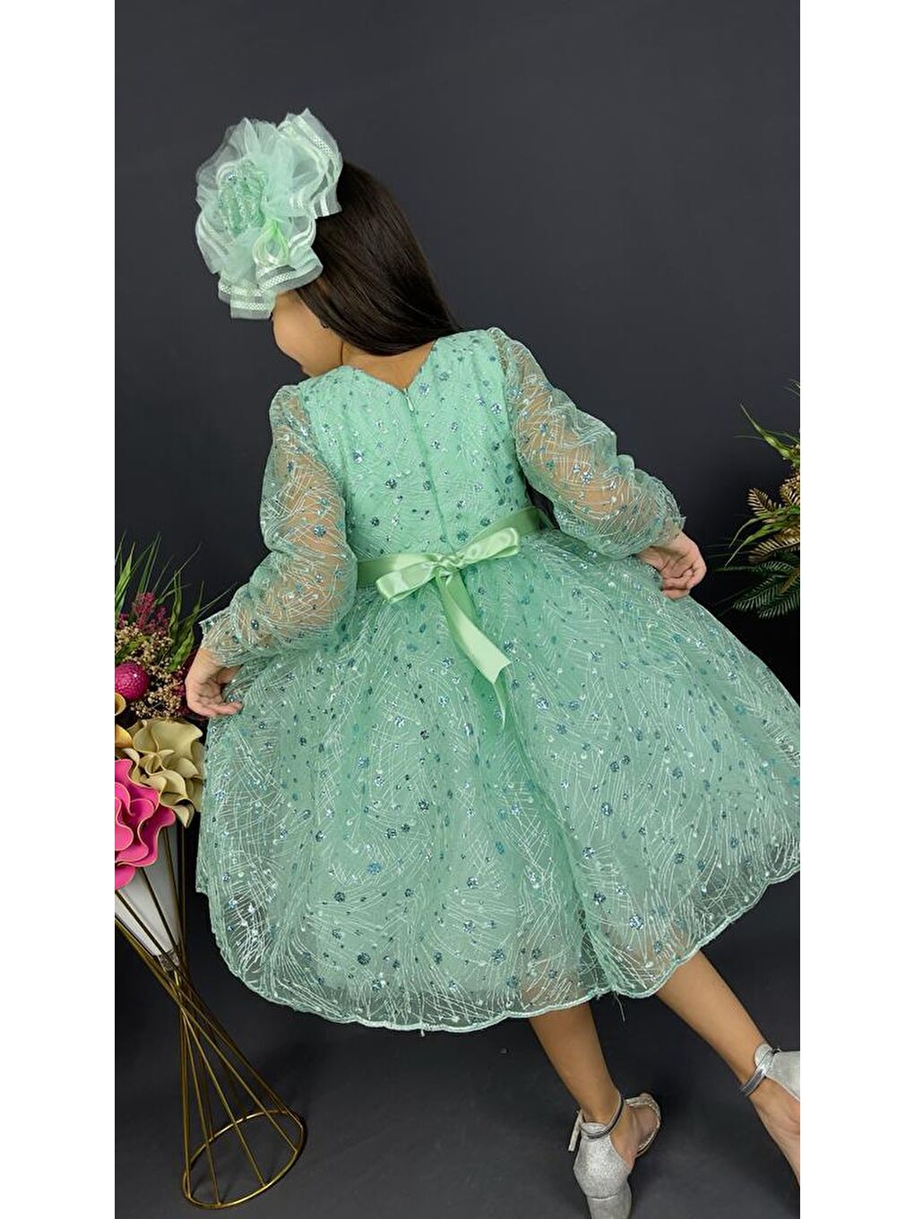 Yeşil Pullu Simli Dantel Tokalı Kız Çocuk Abiye MNK0538-1