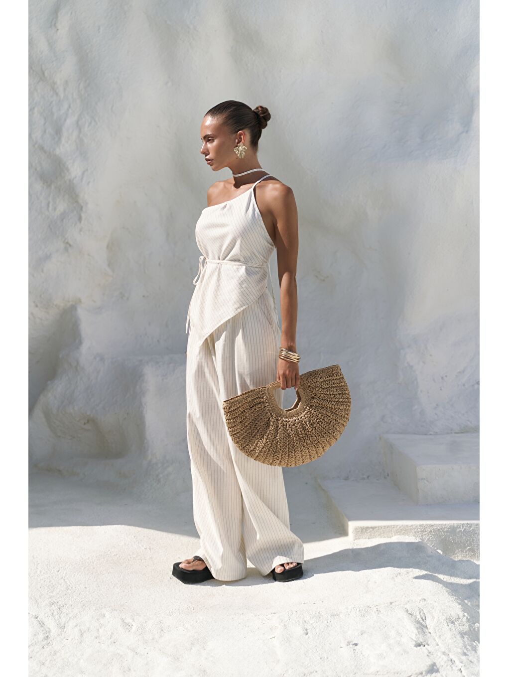 Behin Çizgili Bağlamalı Bej Crop Pantolon Takım-1