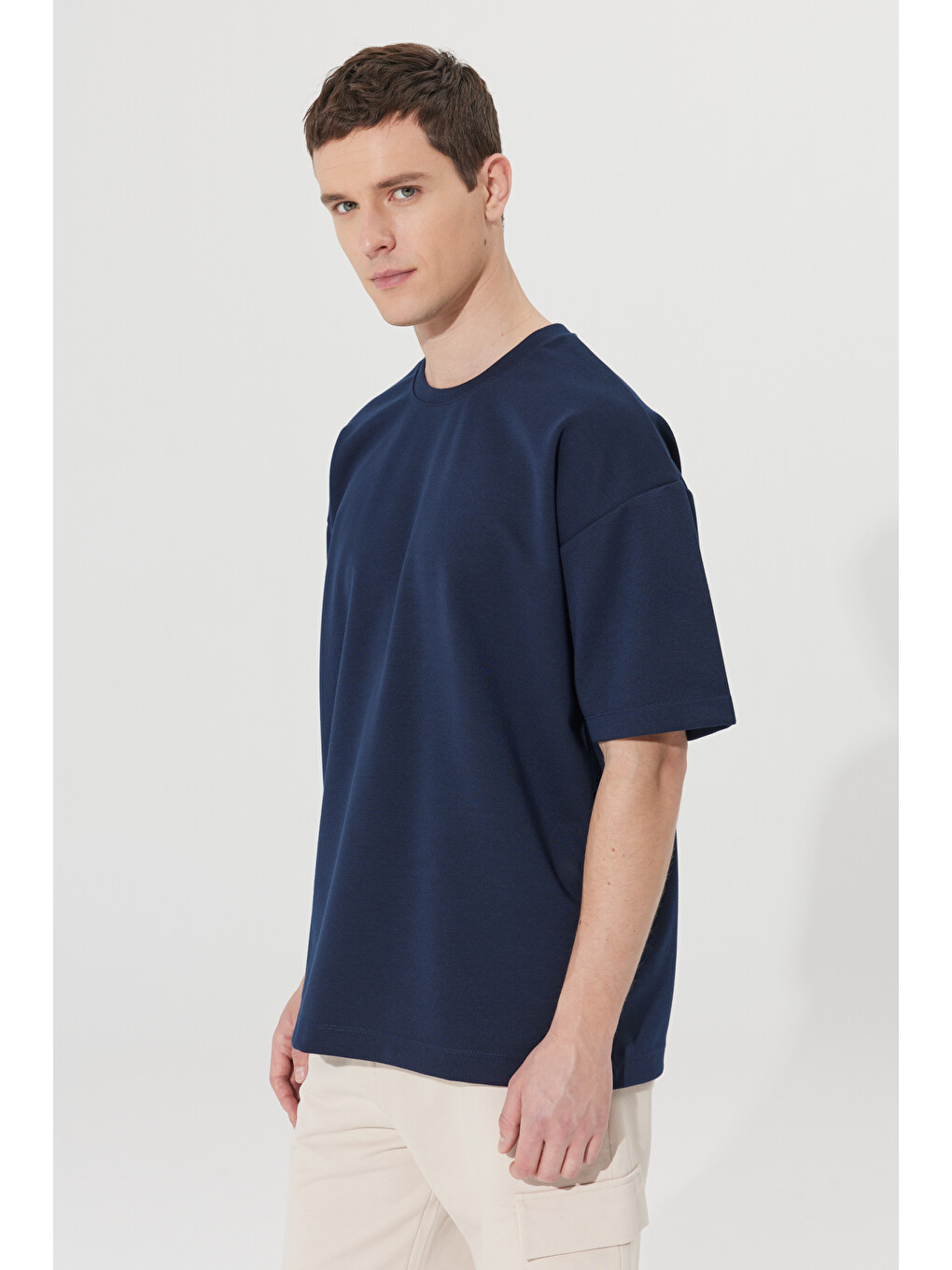 Erkek Lacivert Oversize Bol Kesim Bisiklet Yaka Kısa Kollu Sweatshirt-6