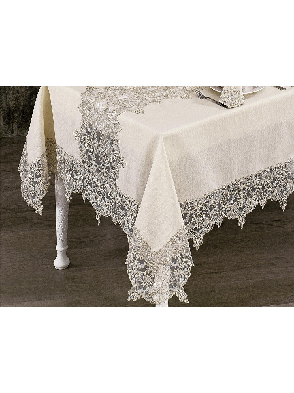 Kahverengi Fransız Güpürlü Saray Dantel Yemek Takımı - 25 Parça-1