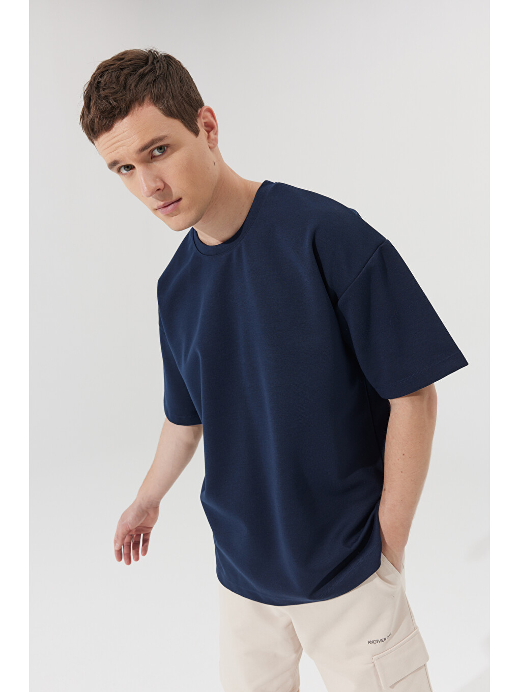 Erkek Lacivert Oversize Bol Kesim Bisiklet Yaka Kısa Kollu Sweatshirt-8