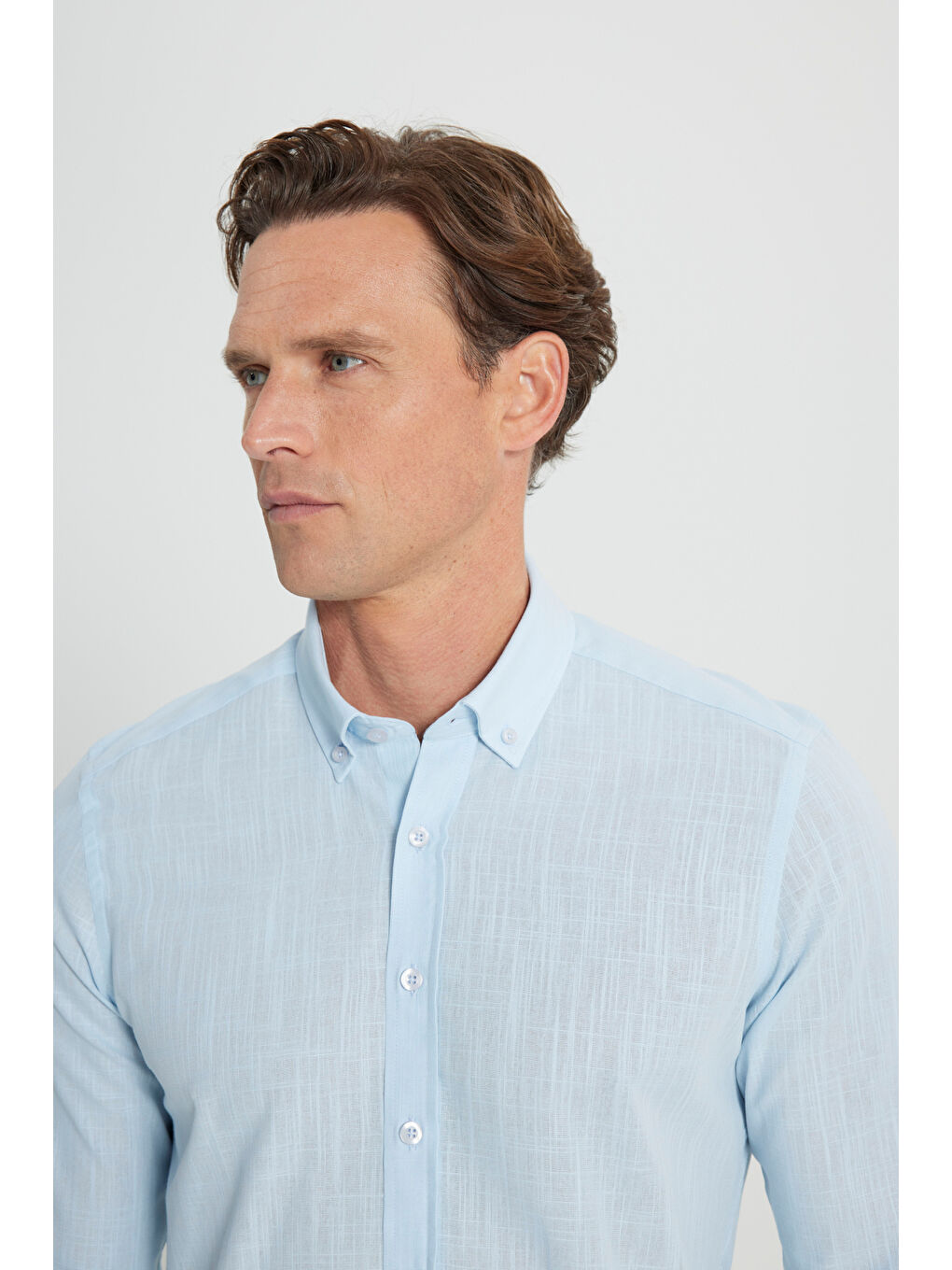 Erkek Açık Mavi %100 Pamuk Oxford Slim Fit Dar Kesim Düğmeli Yaka Flamlı Gömlek-3