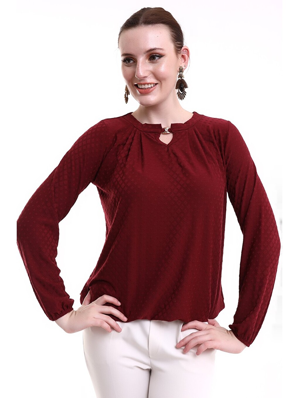 Kadın Günlük Dökümlü Yaka Detaylı Bordo Bluz-2